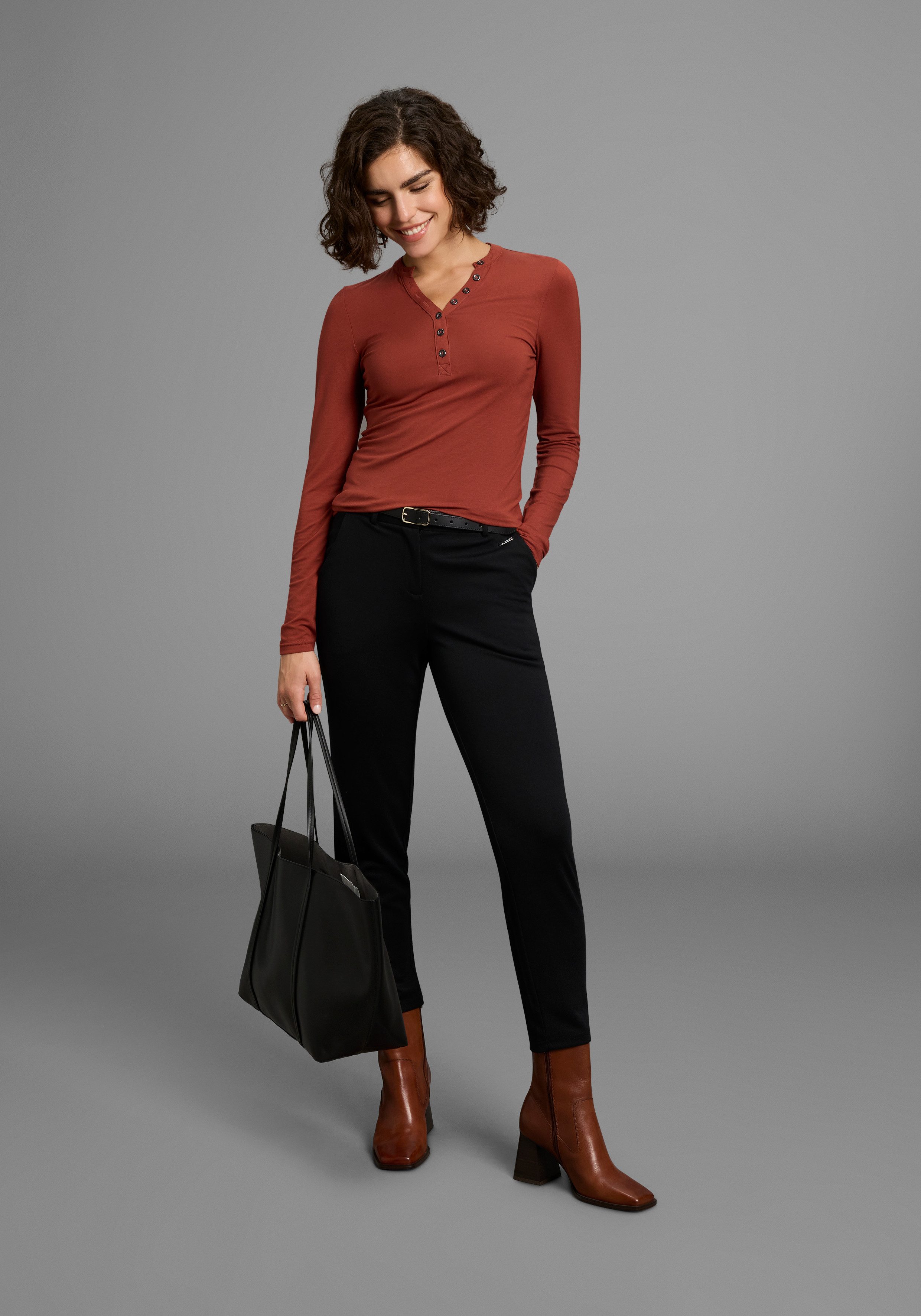 Laura Scott Longsleeve