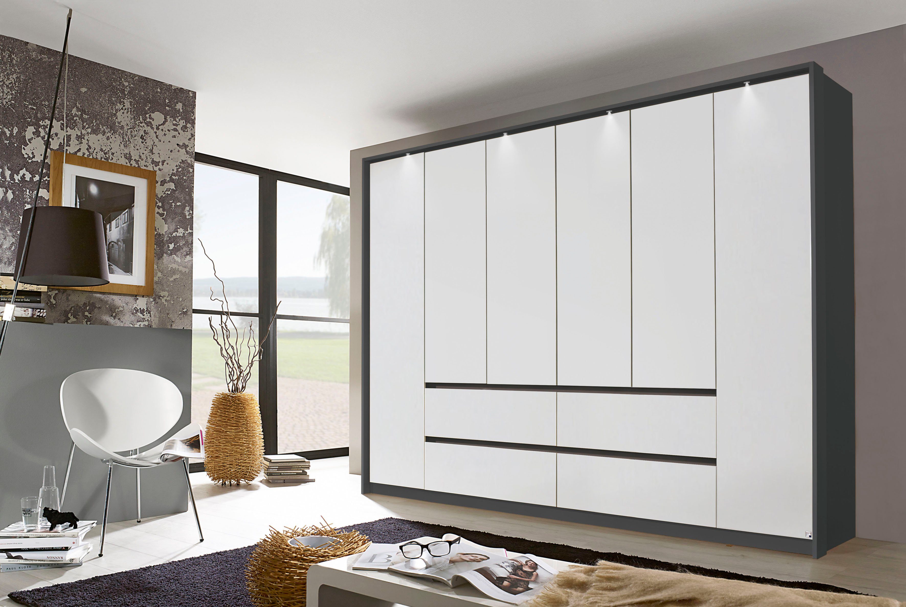 rauch Draaideurkast Mainz met passe-partout optioneel met verlichting, buitendeuren met push-to-openfunctie