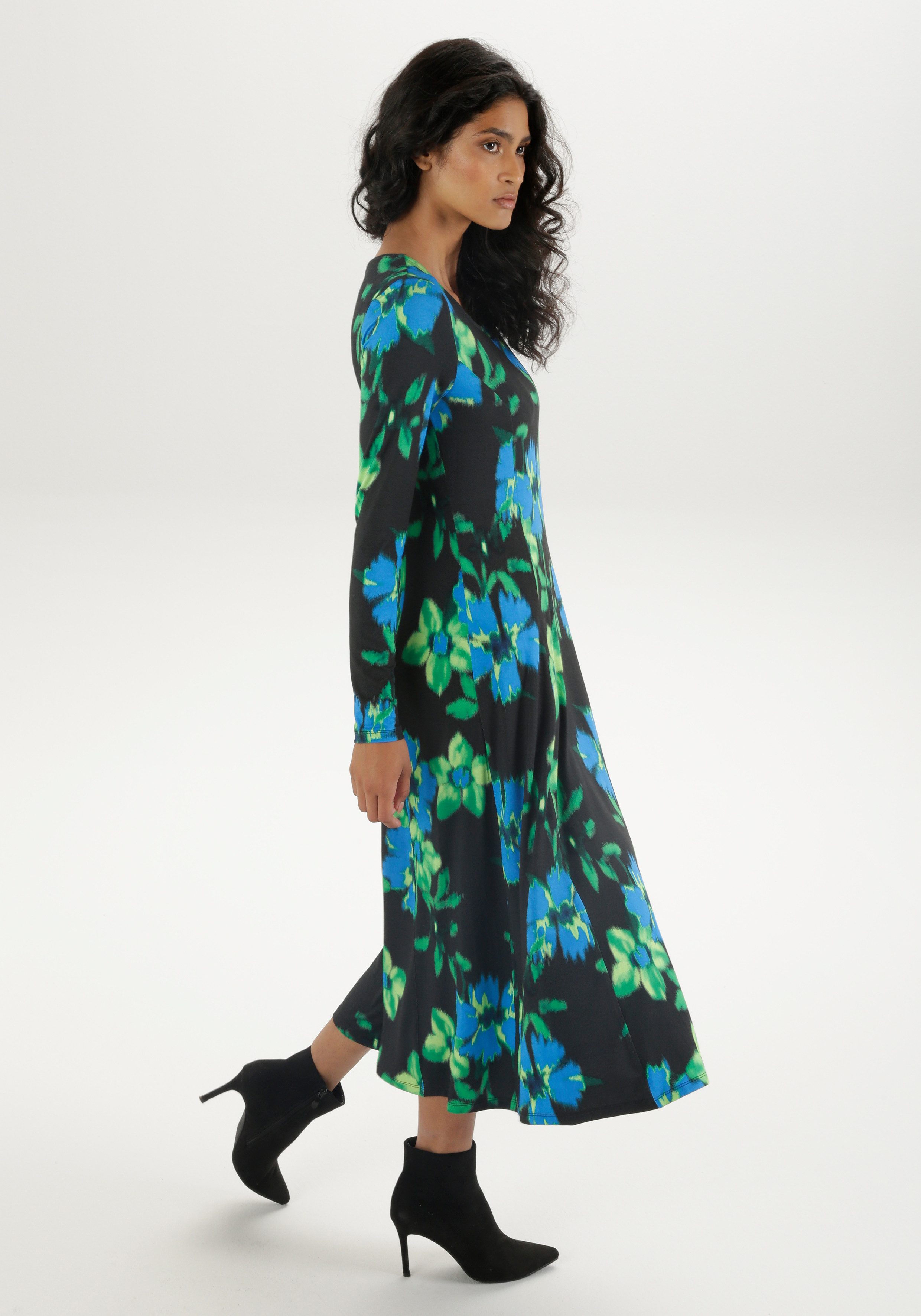 Aniston SELECTED Midi-jurk met bloemenprint in vervaagde look