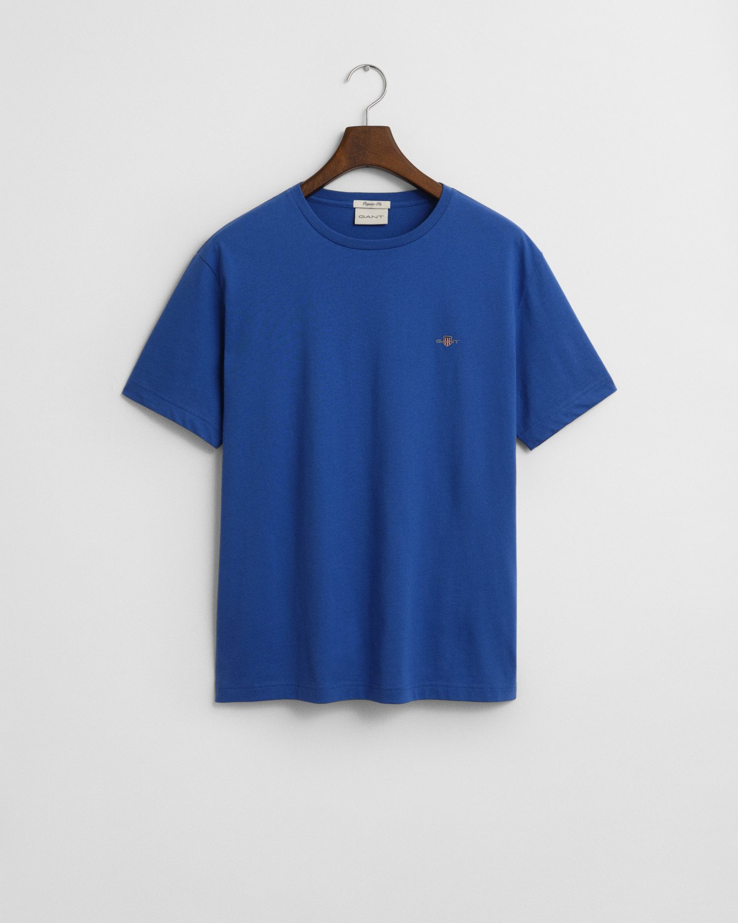 Gant T-shirt REG SHIELD SS T-SHIRT met logoborduursel op borsthoogte