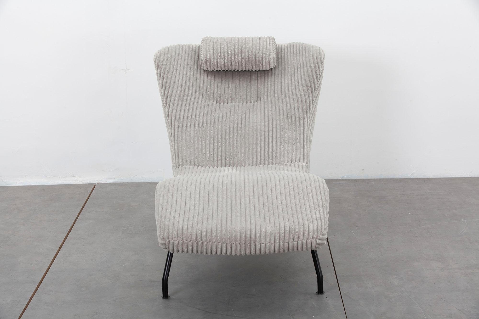 SalesFever Relaxfauteuil met moderne cord bekleding, gezellige stretcher