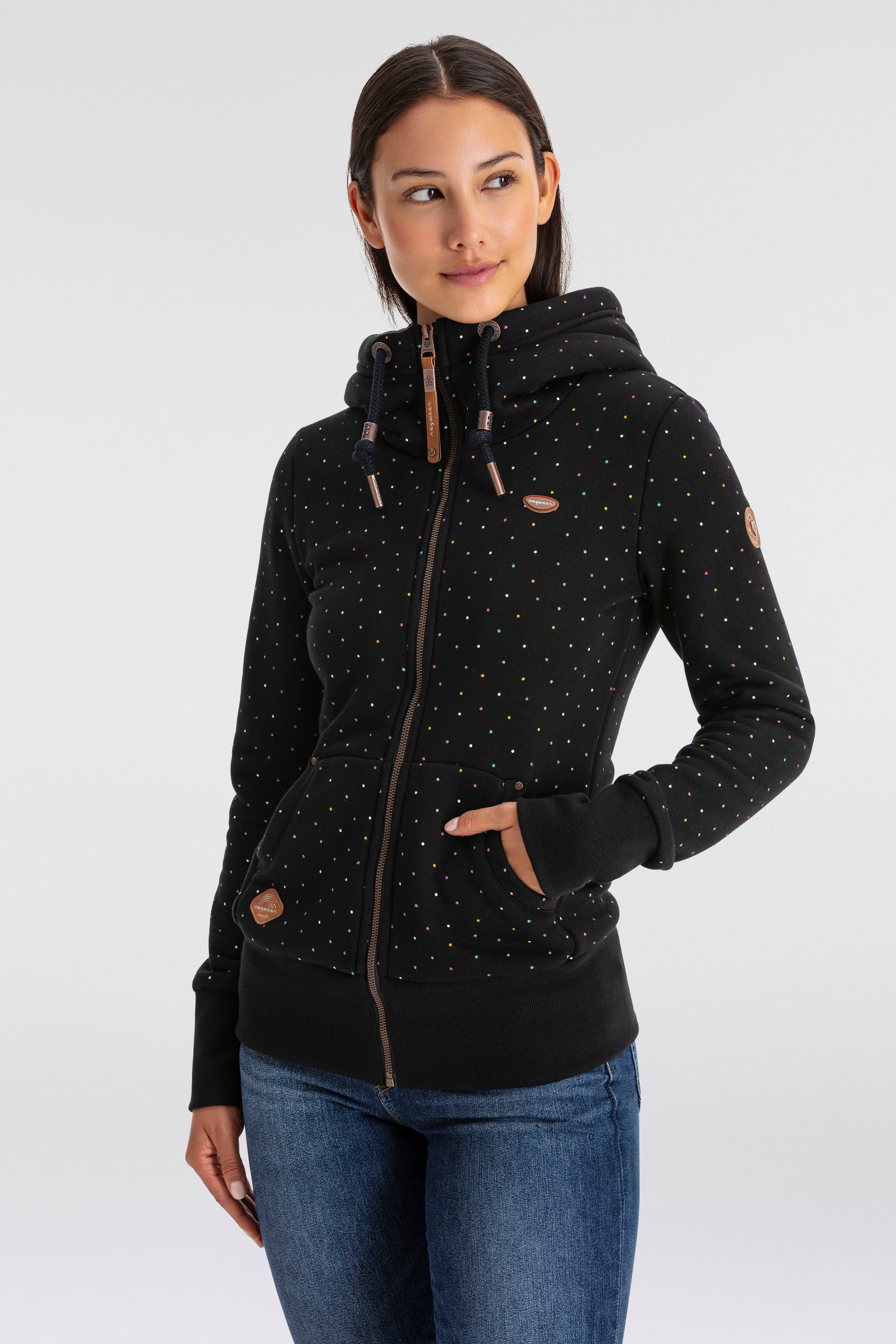 Ragwear Capuchonsweatvest NESKA DOTS MULTICOLOR ZIP O Jack met lange mouwen en veelkleurige, all-over stippenprint