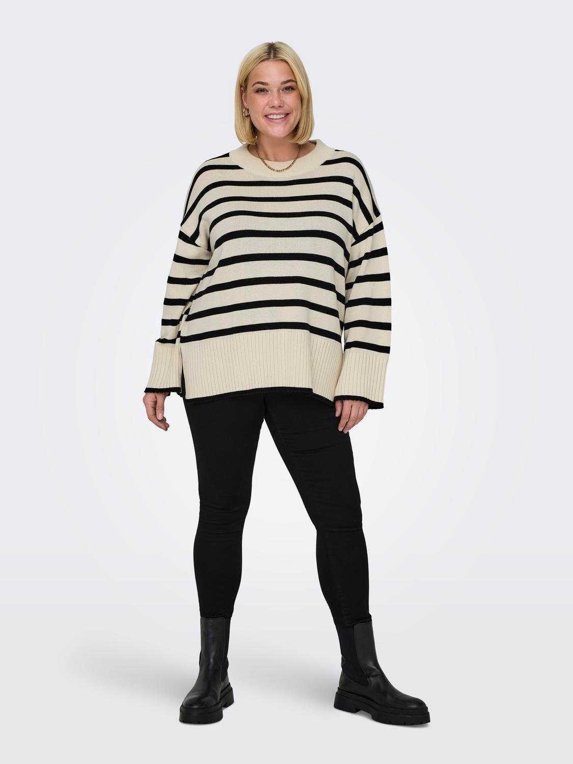ONLY CARMAKOMA Trui met ronde hals CARHELLA LS LOOSE STRIPED O-NECK KNT