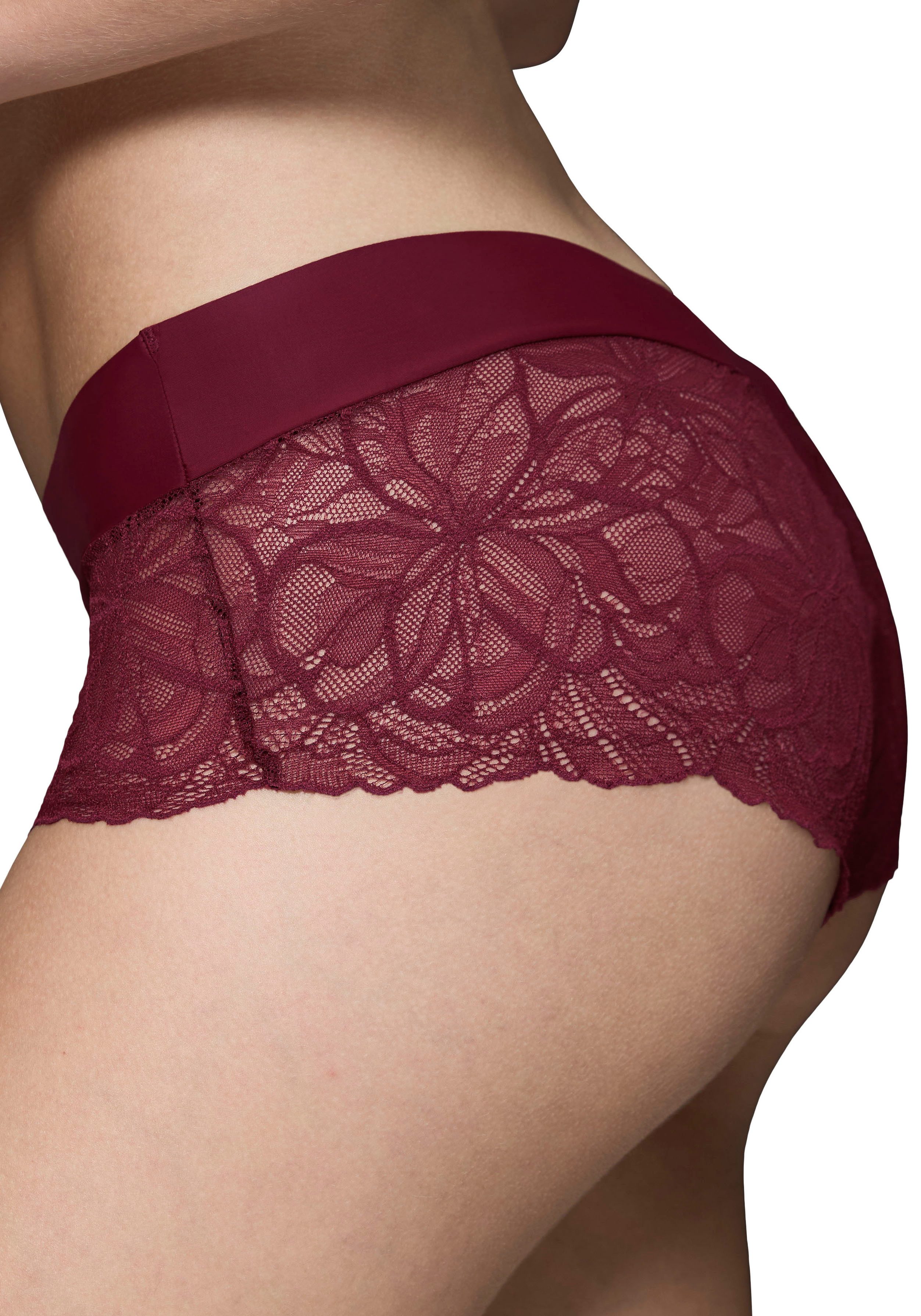 Triumph Hipster Body Make-Up Illusion Lace Shorty
