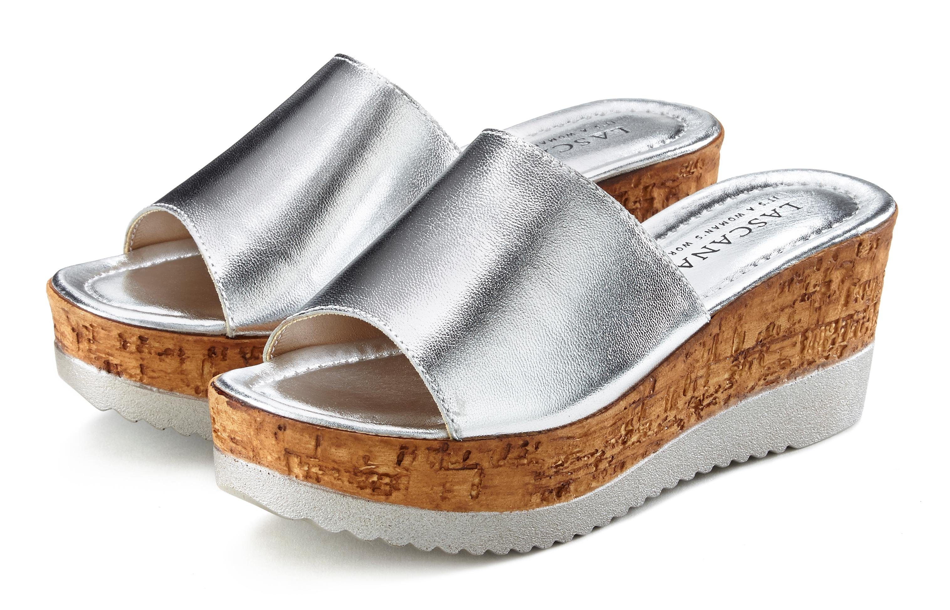 NU 21% KORTING: LASCANA slippers