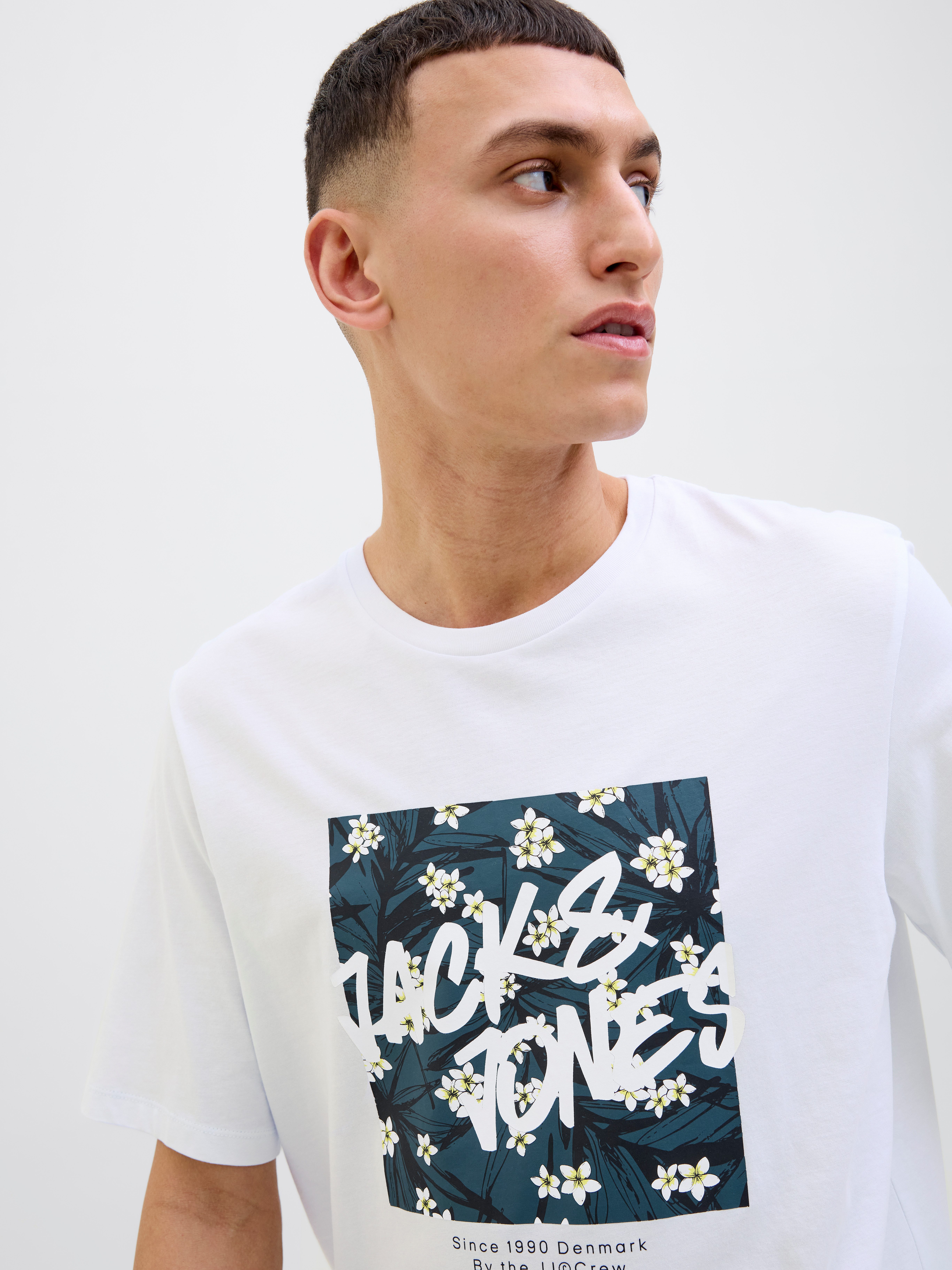 Jack & Jones Shirt met print JJHAWAII SHAPE TEE SS CREW NECK