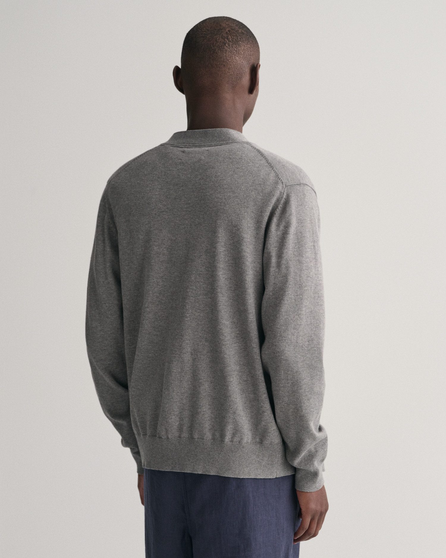 Gant Vest CLASSIC COTTON V-CARDIGAN Grafische GANT-borduursel op de borst