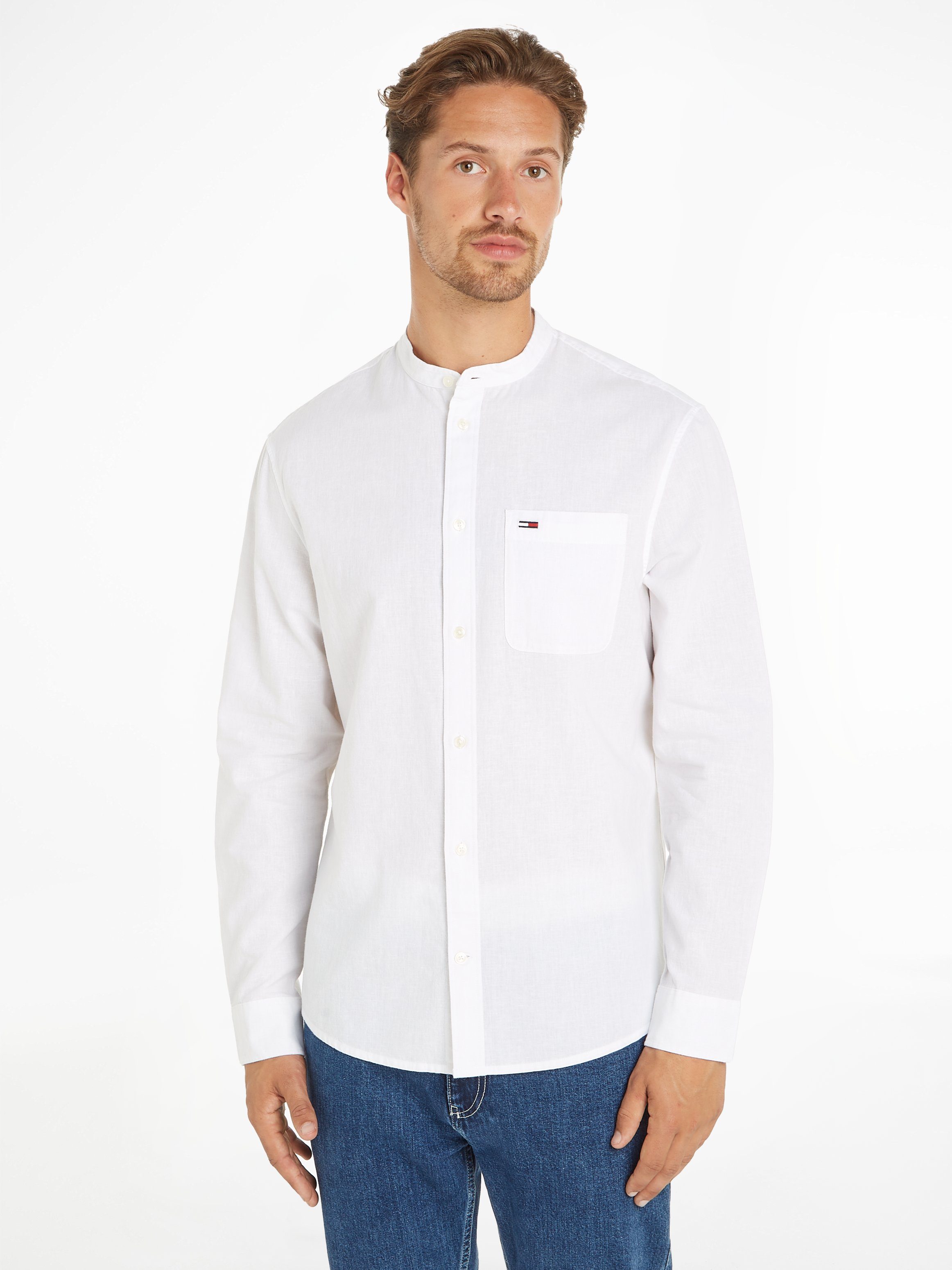 Tommy Jeans Vrijetijdsoverhemd in effen design met opstaande kraag en labelstitching