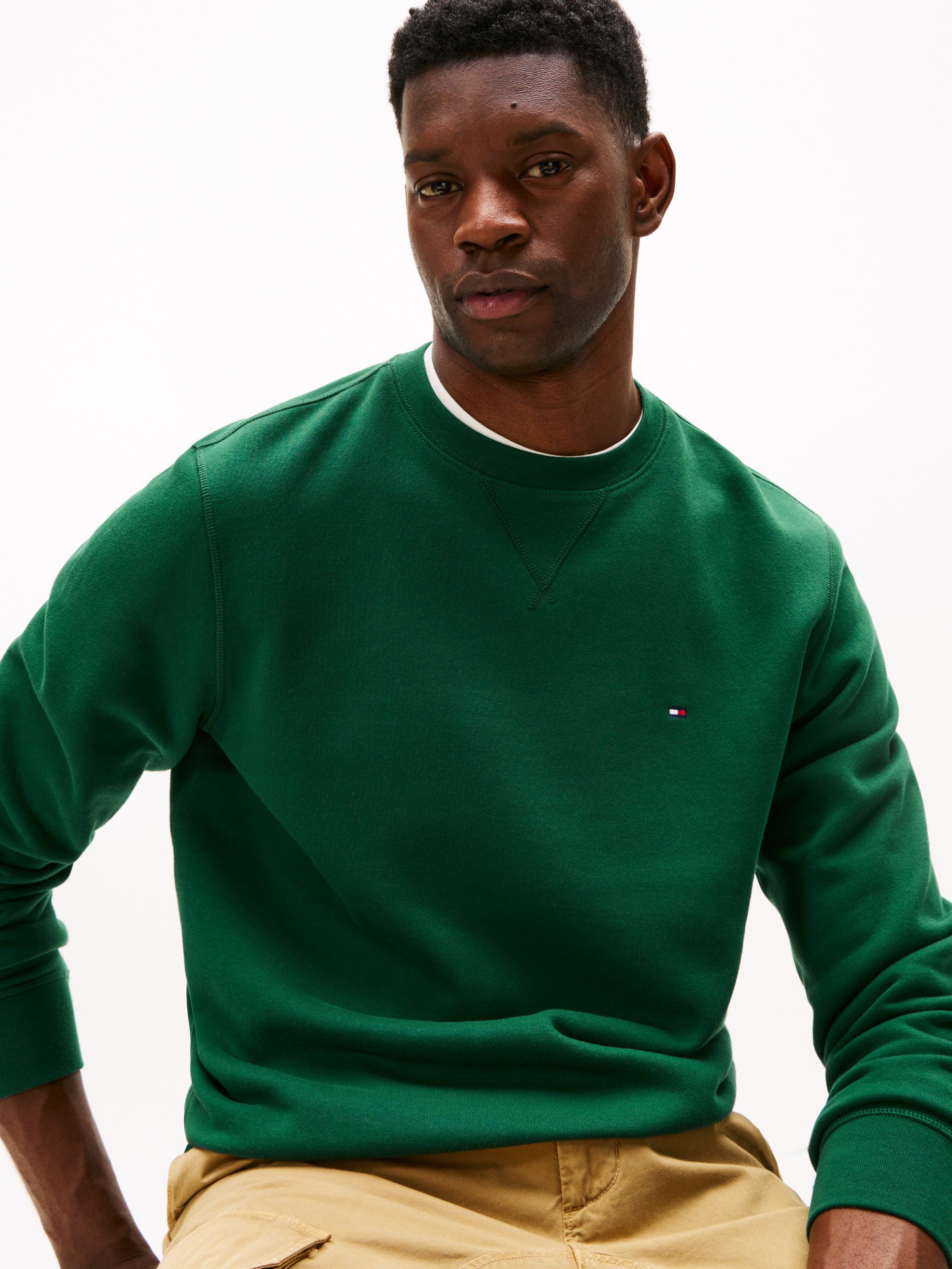 Tommy Hilfiger Sweatshirt ESS SEASONAL FLEECE CREWNECK met ronde hals en borduursel