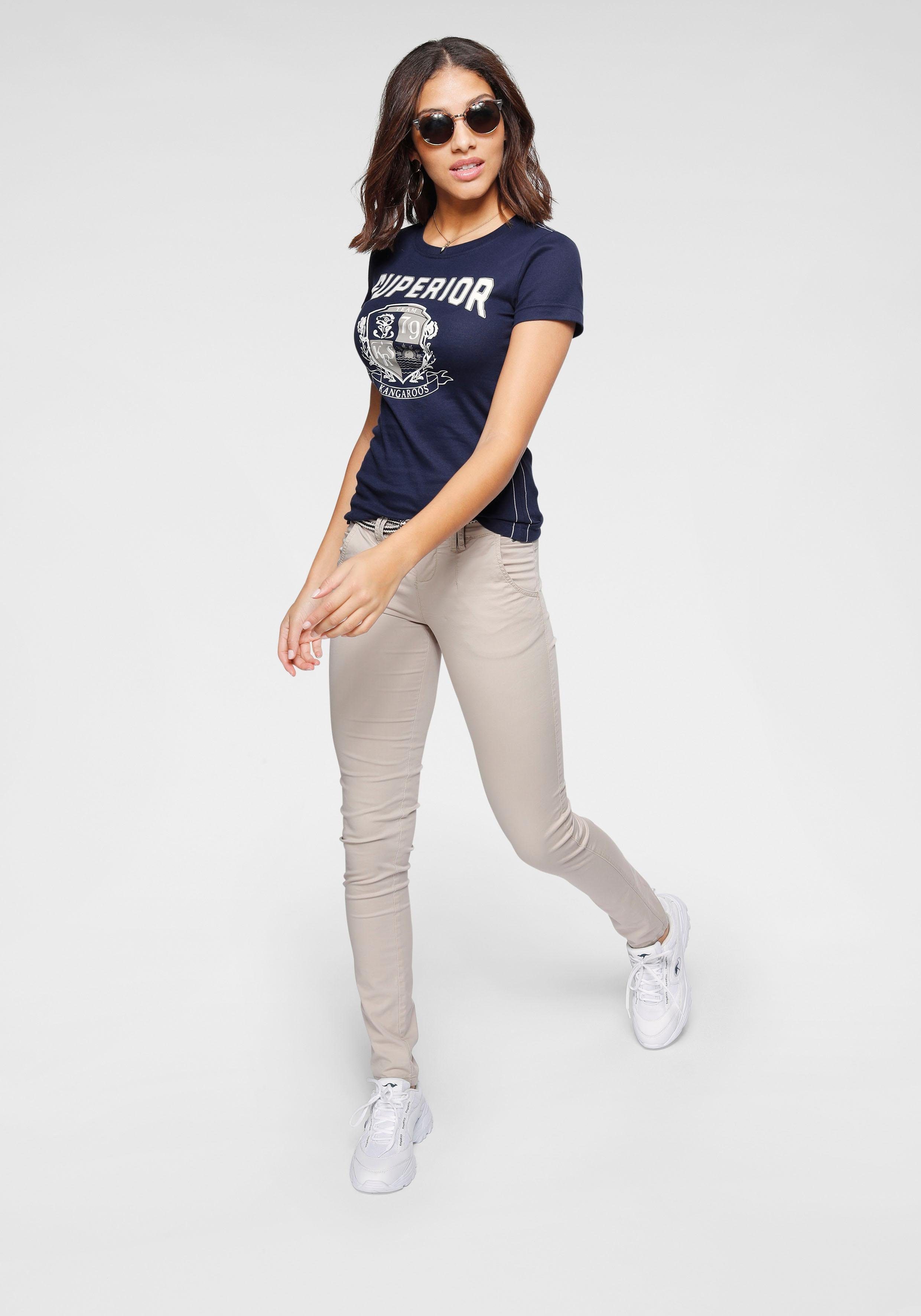 KangaROOS Chino in smal model, met koord te strikken (set, 2-delig, Met riem)