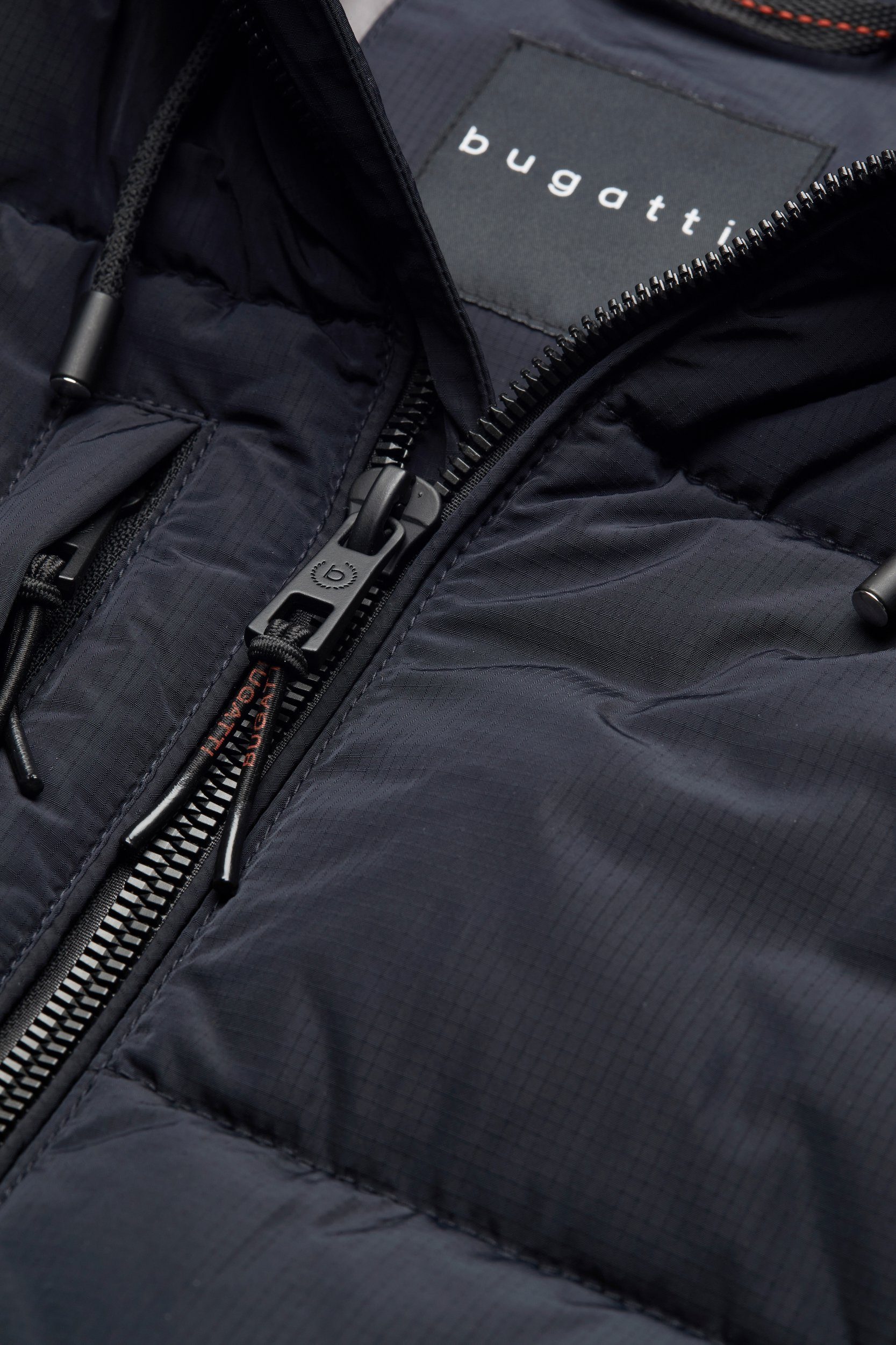 Bugatti Bodywarmer met afneembare capuchon