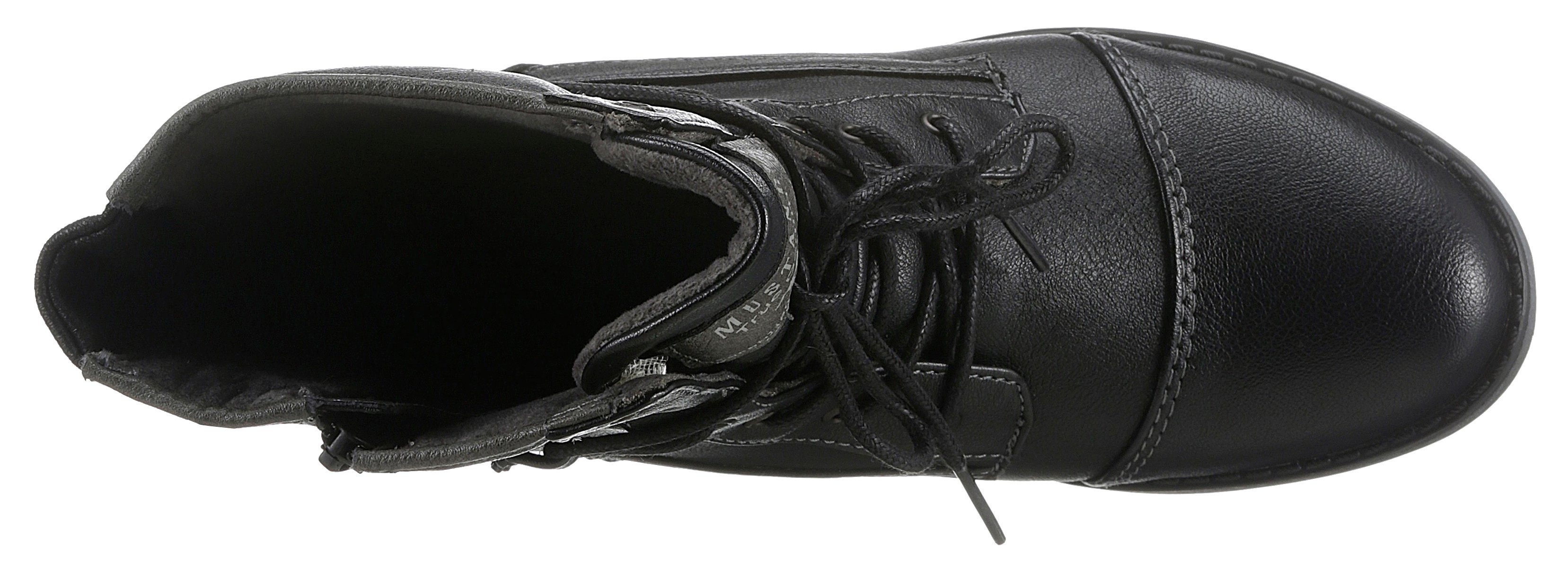 Mustang Shoes Veterlaarsjes met vetersluiting om de schacht