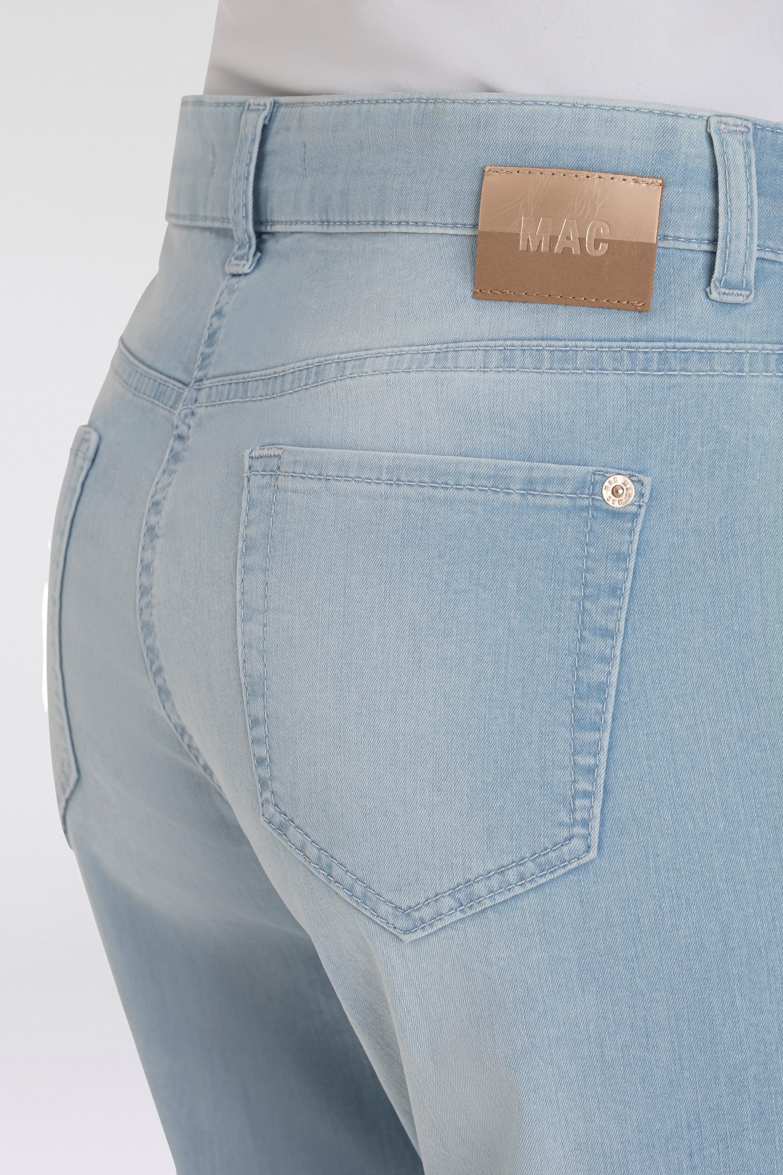 MAC Straight jeans SUE relax in de four-pocket stijl