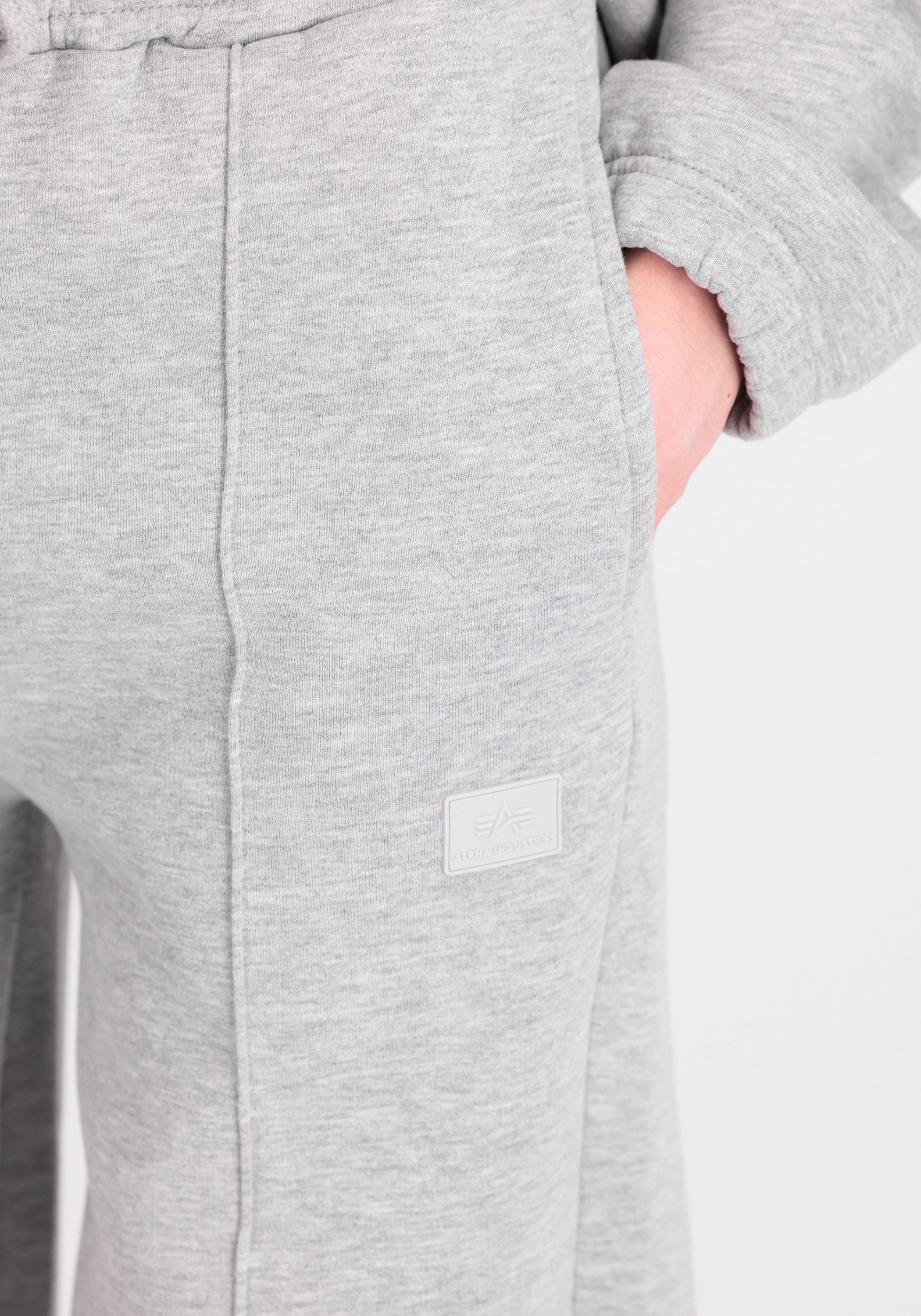 Alpha Industries Joggingbroek Alpha Industries Women - Jogger X-Fit Label Wide Jogger Wmn