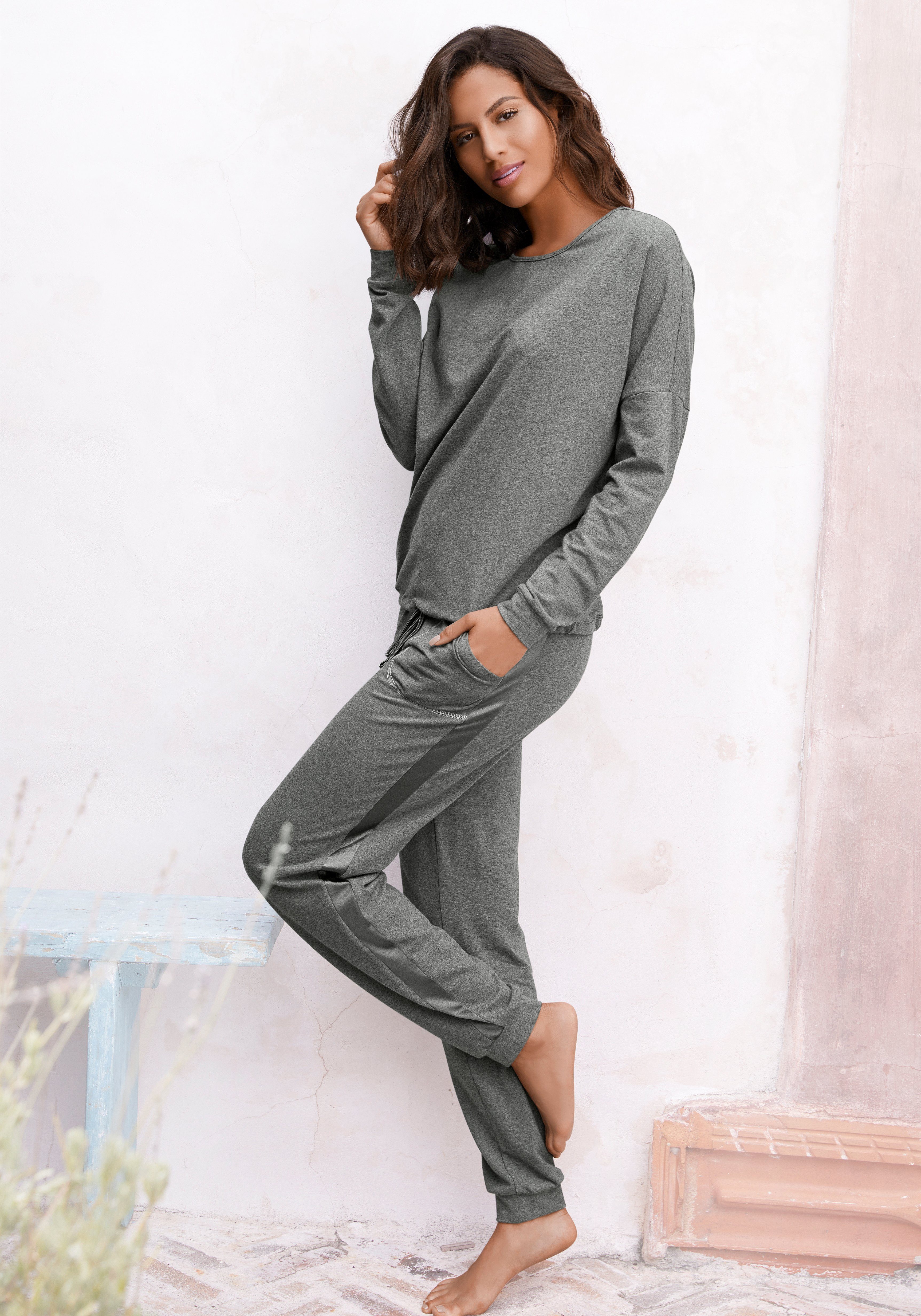 Vivance Dreams Pyjama met opgestikte strepen opzij (2-delig, 1 stuk) dames pyjama's maat 36/38 grijs