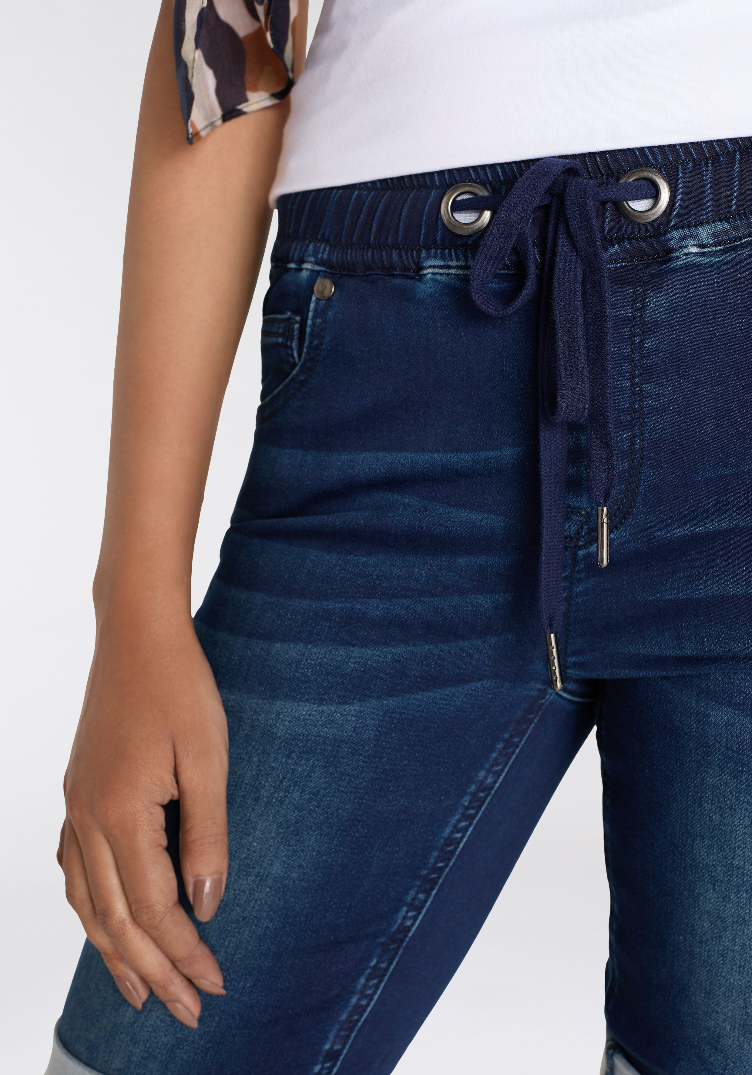 Arizona Jog-jeansbermuda hoge taille opgerolde broekafsluitingen used-look