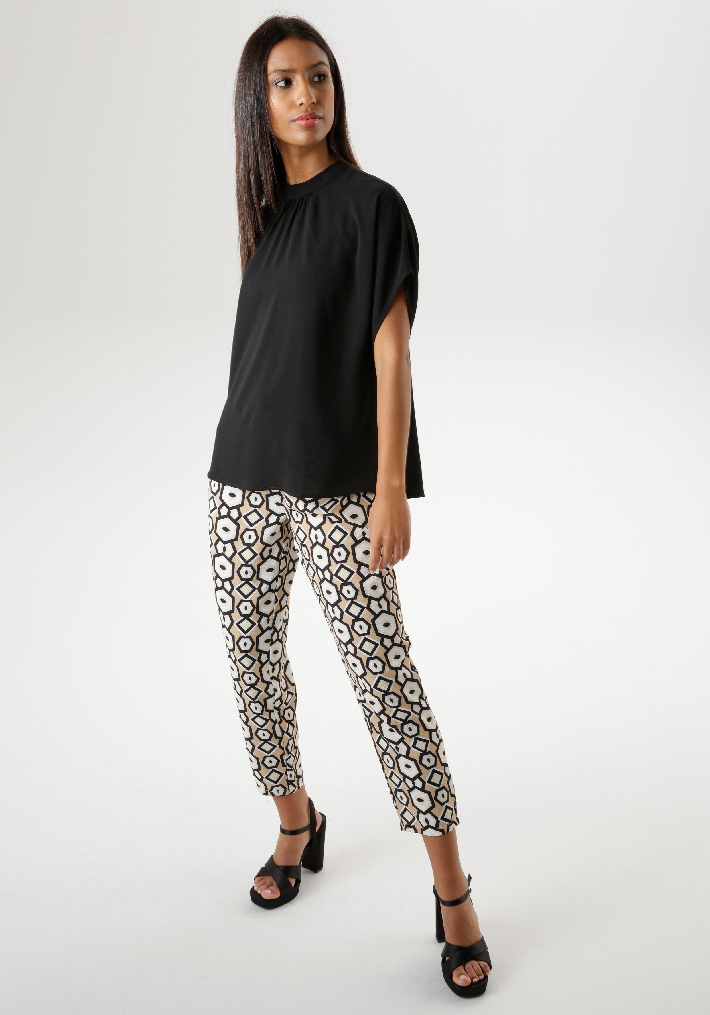 Aniston SELECTED Blouse zonder sluiting in een extra wijd model