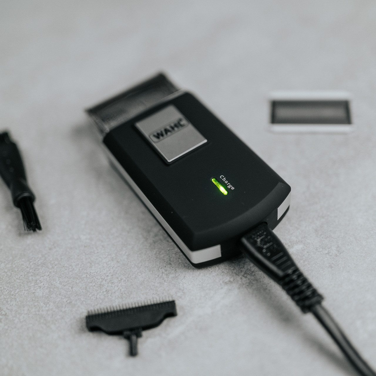 Wahl Elektrisch scheerapparaat Travel Shaver Compact ontwerp, LED-laadindicator