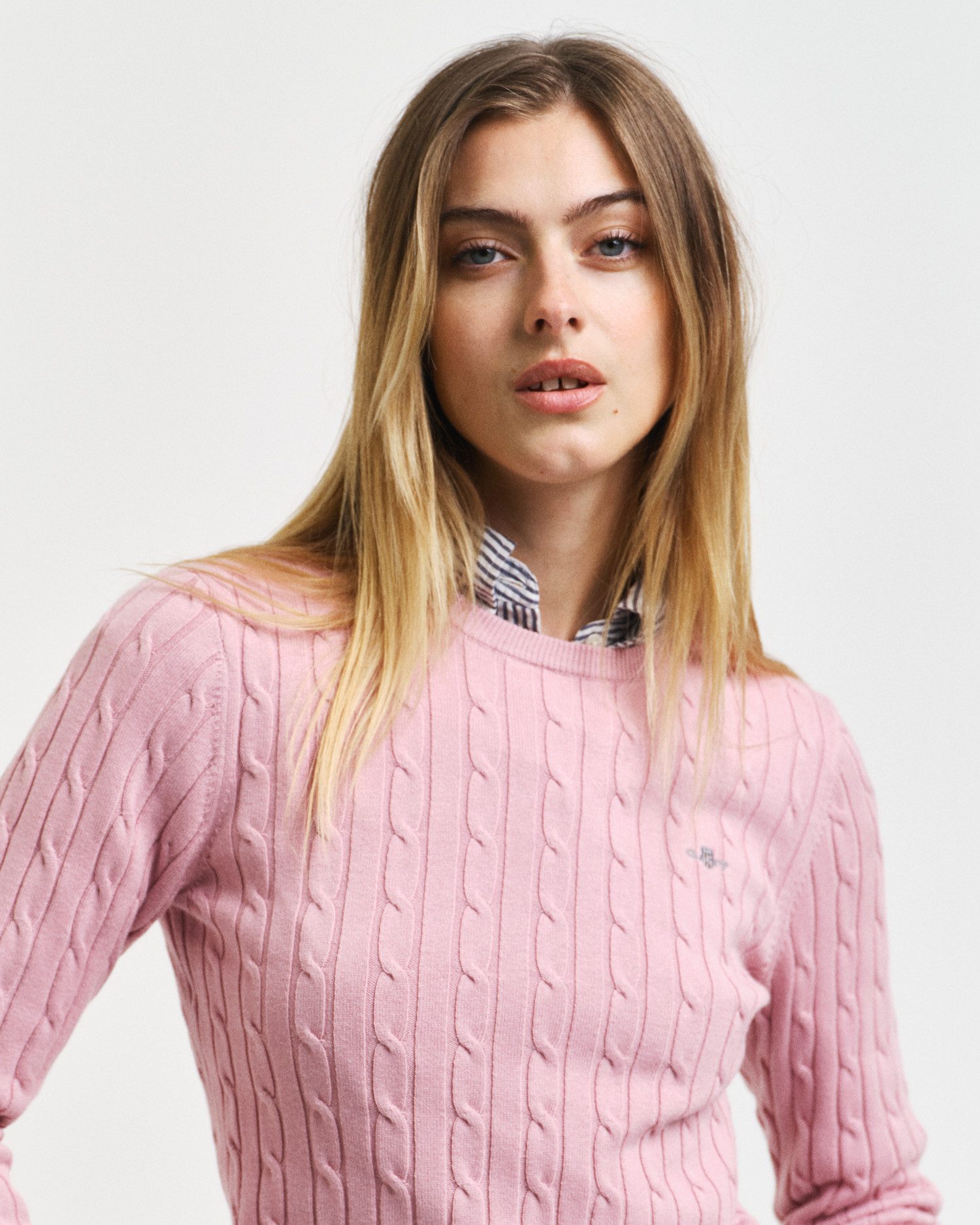 Gant Gebreide trui Stretch Cotton Cable C-Neck met logoborduursel op borsthoogte