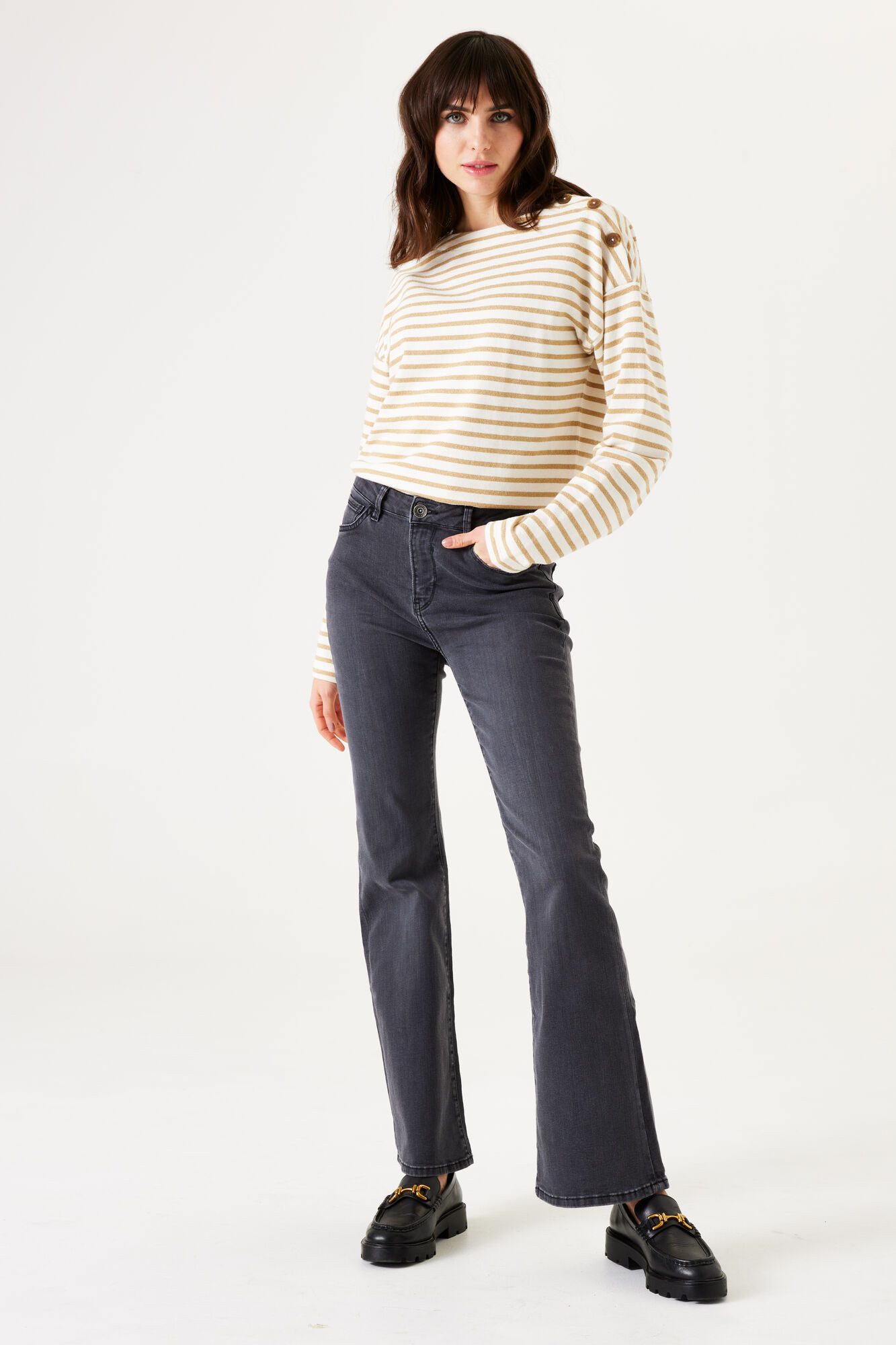Garcia Sweatshirt met knoopdetail op de schouder