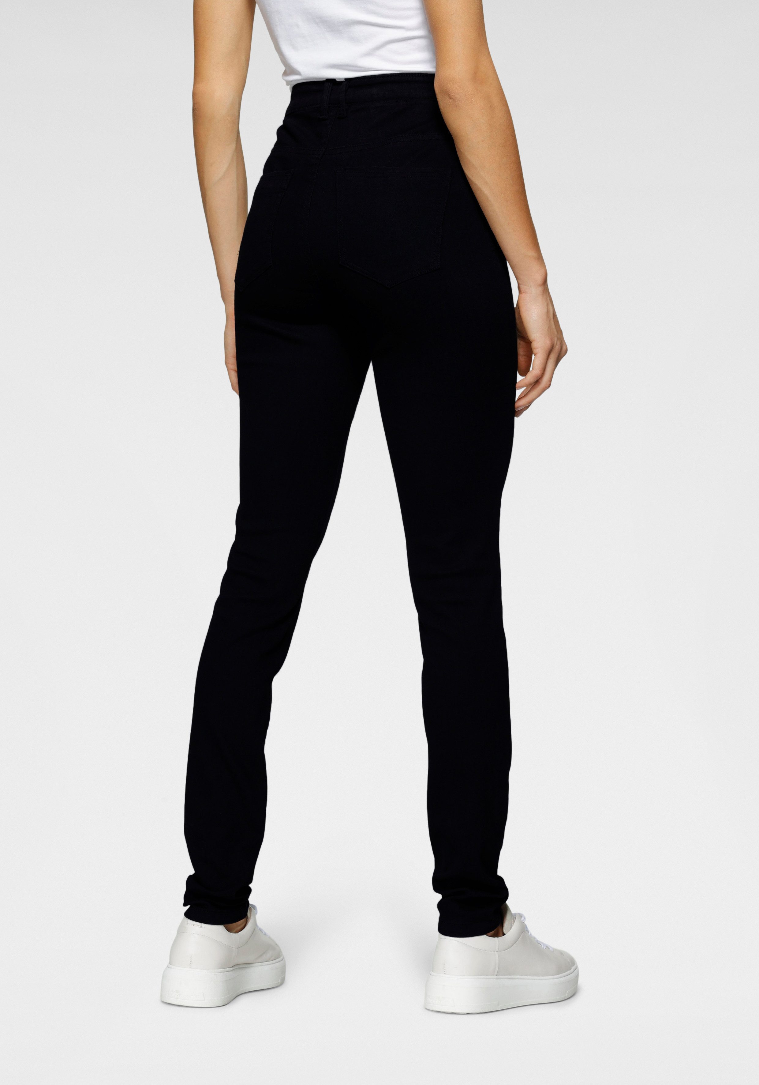 Only Skinny fit jeans ONLPAOLA – Extra strak gesneden jeans met figuurvormend silhouet