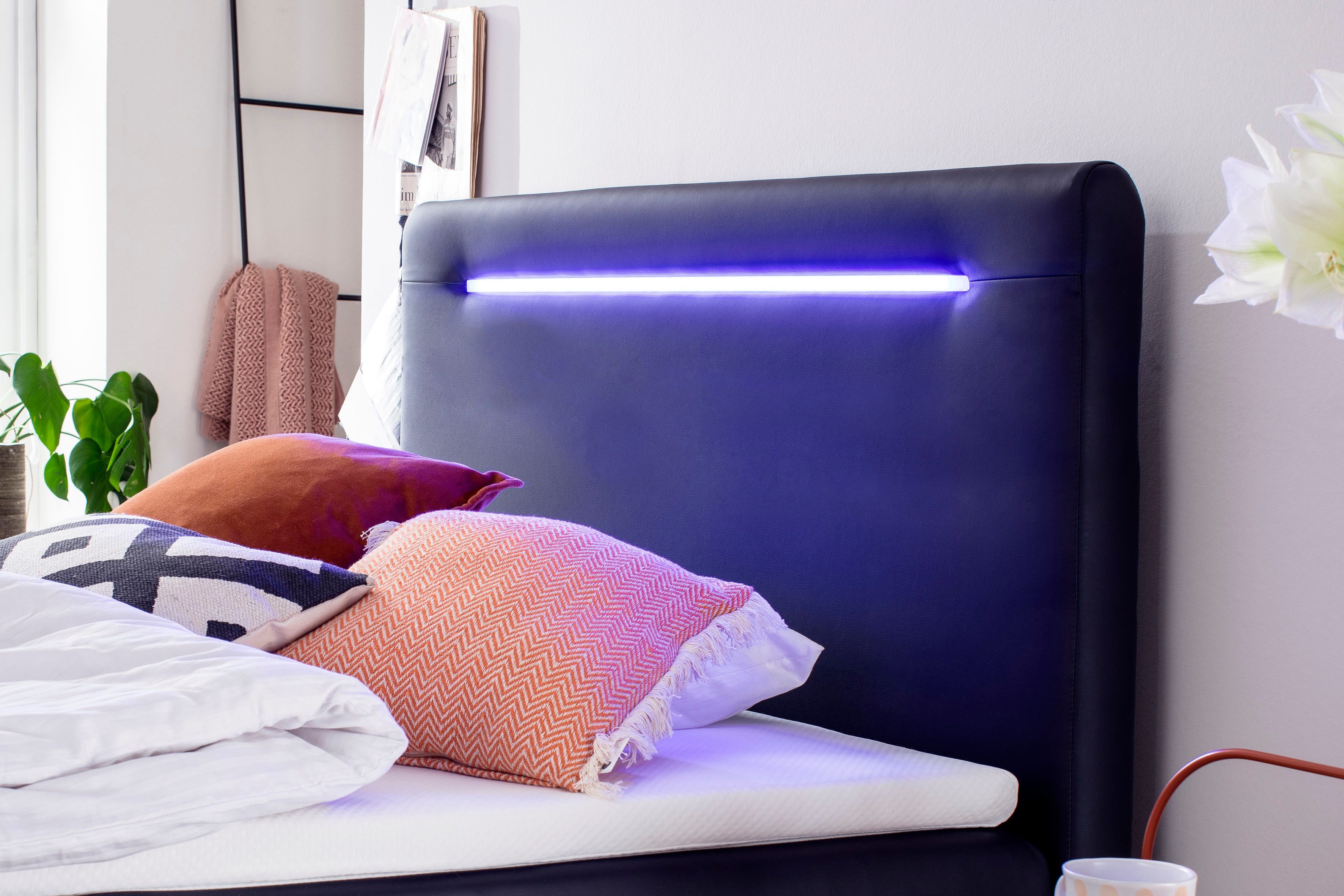 meise.möbel Boxspring Las Vegas Voeten en hoofdbord met ledverlichting, met bedkist en topmatras