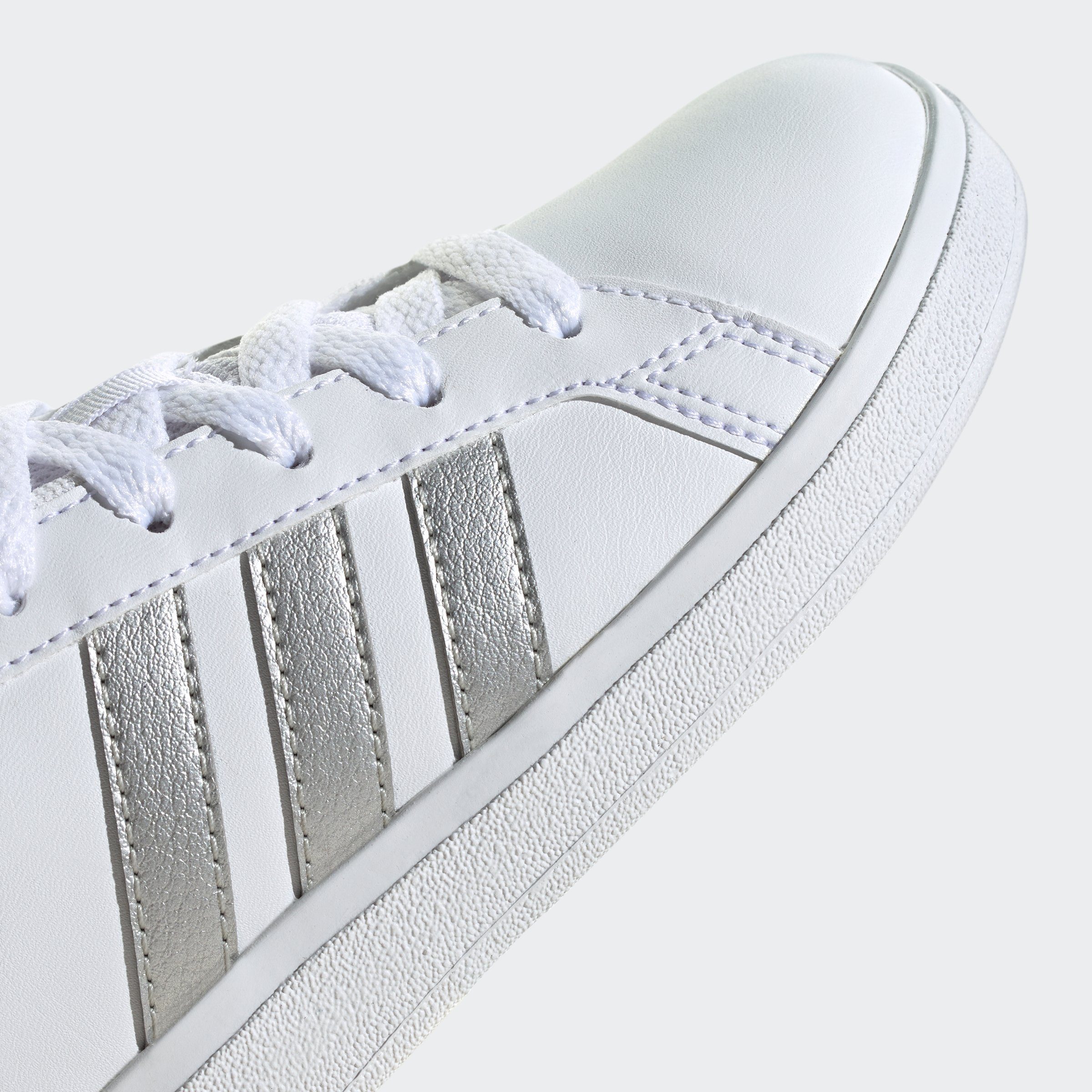 adidas Sportswear Sneakers GRAND COURT LIFESTYLE TENNIS LACE-UP Design geïnspireerd op de adidas Superstar