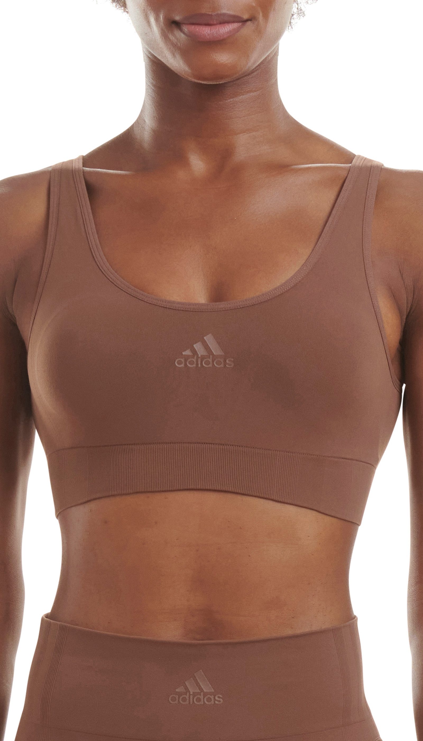 Adidas Sportswear Bustier Active Seamless Micro Stretch extra stretch eigenschap houdt de stof op zijn plaats