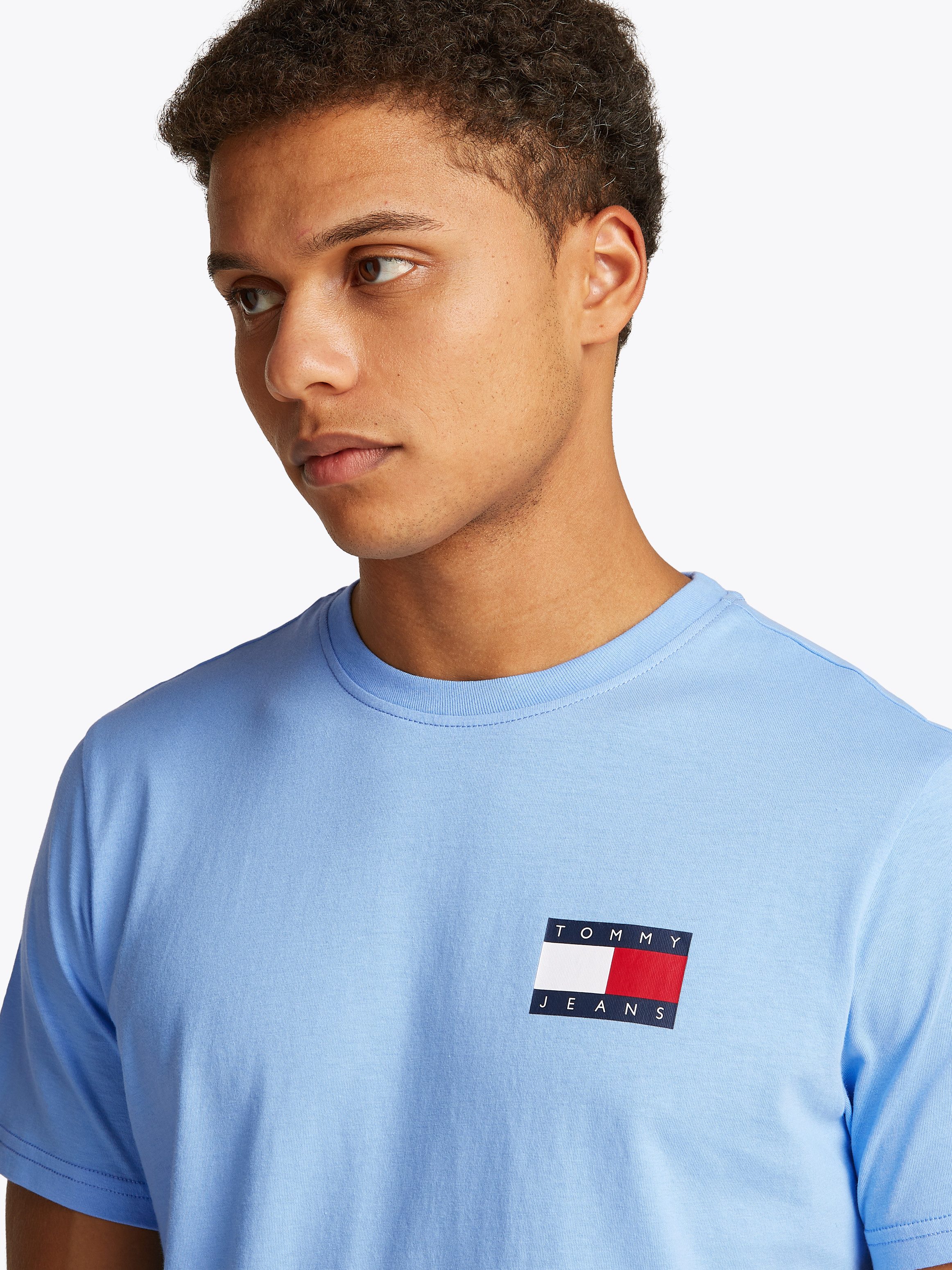 TOMMY JEANS T-shirt TJM SLIM ESSENTIAL FLAG TEE EXT