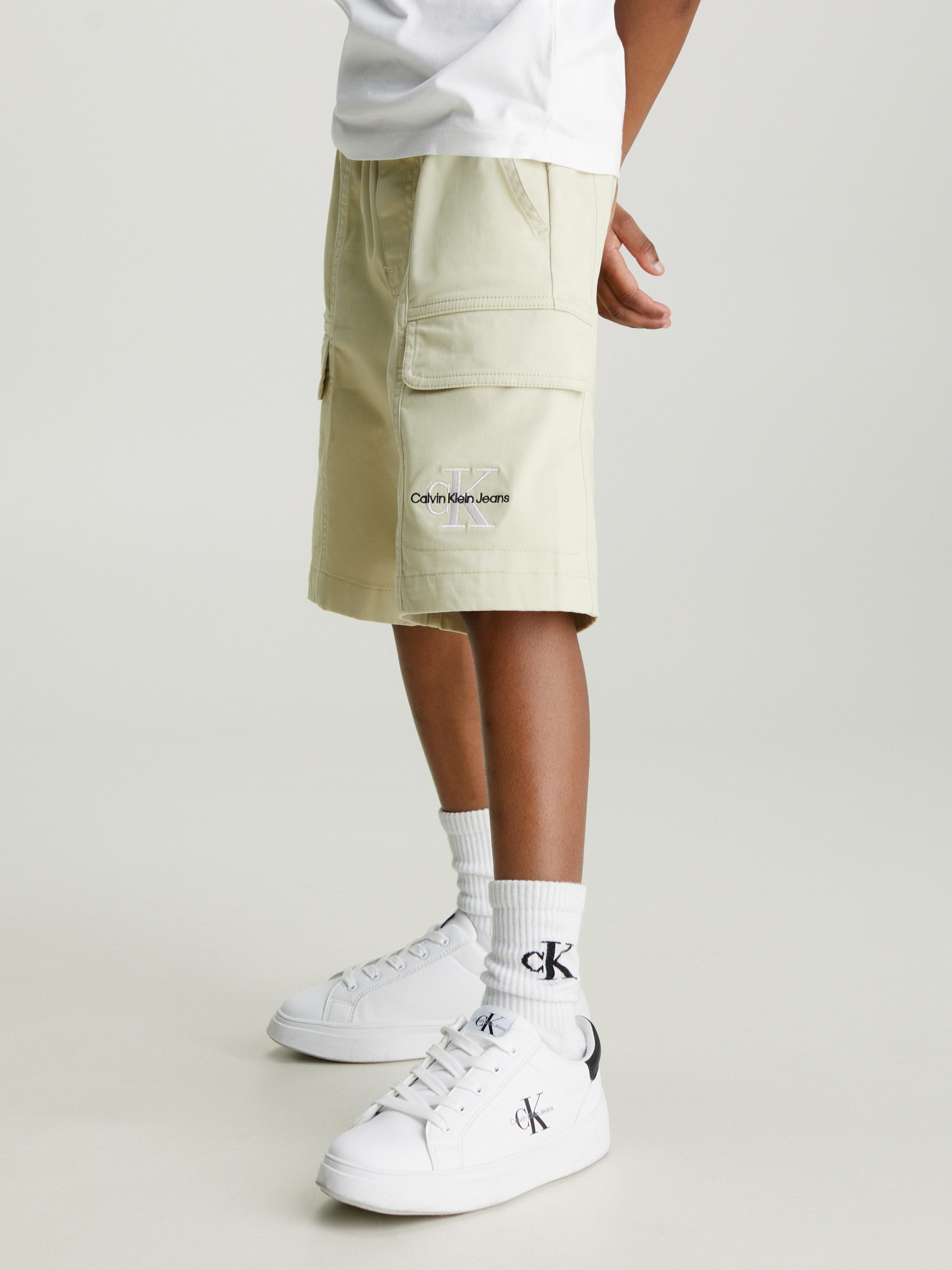 Calvin Klein Short SATEEN CARGO SHORTS Kinderen tot 16 jaar