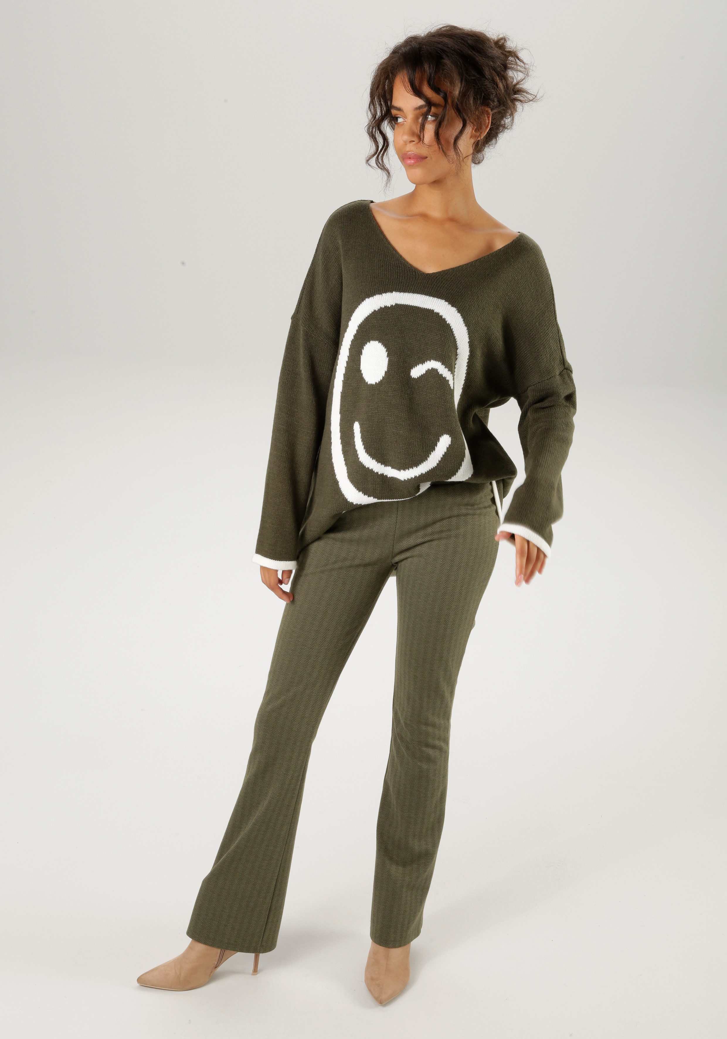 Aniston CASUAL Broek met wijde pijpen met kleurharmonisch visgraatpatroon