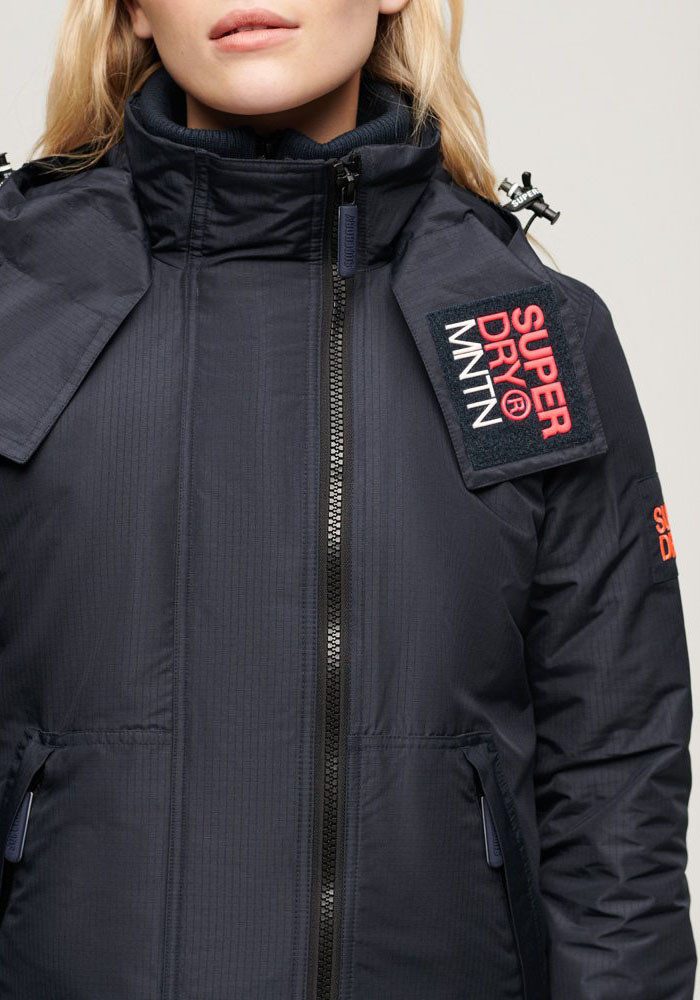 Superdry Outdoorjack HOODED MTN WINDBREAKER JACKET