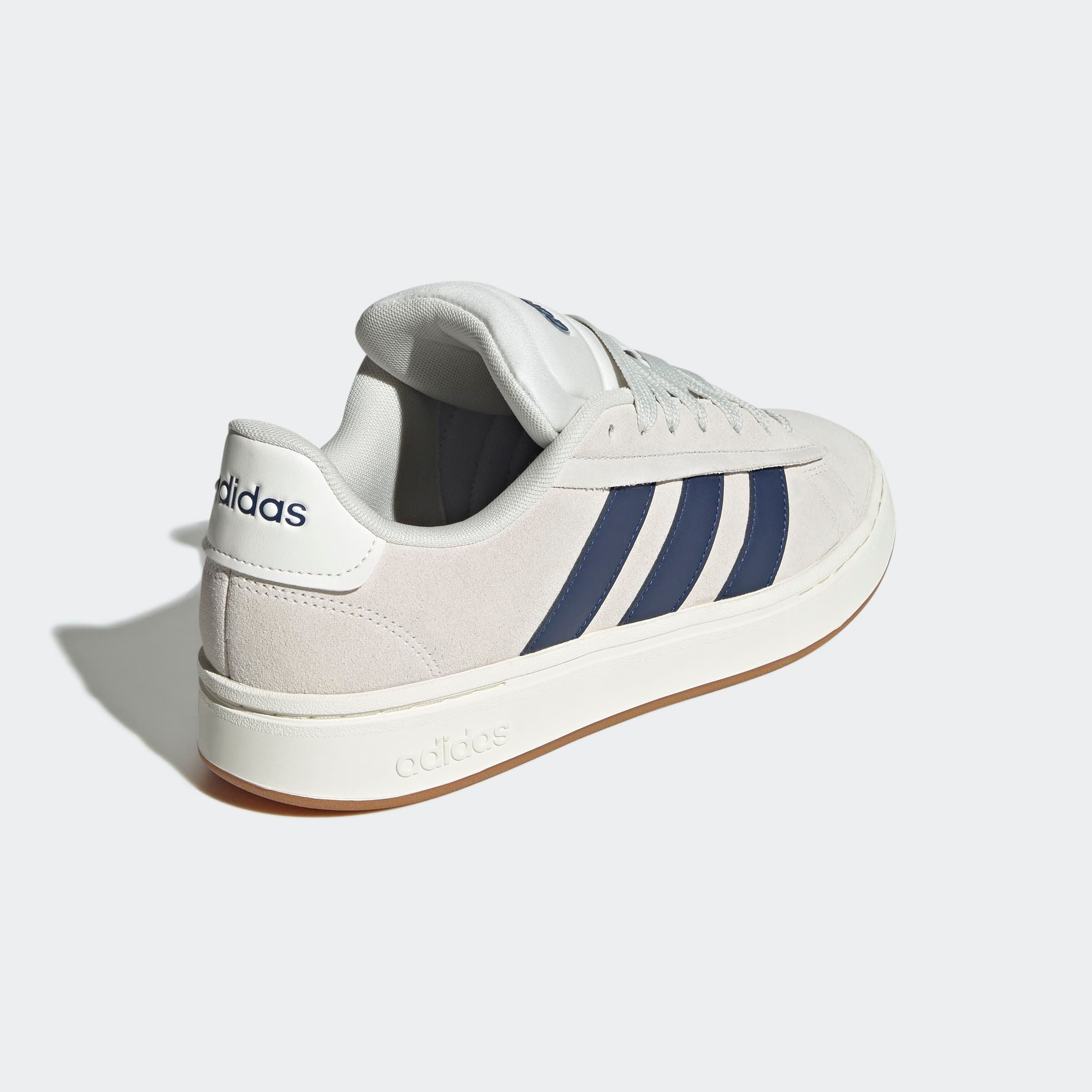 adidas Sportswear Sneakers GRAND COURT ALPHA Design geïnspireerd door de adidas Campus 00