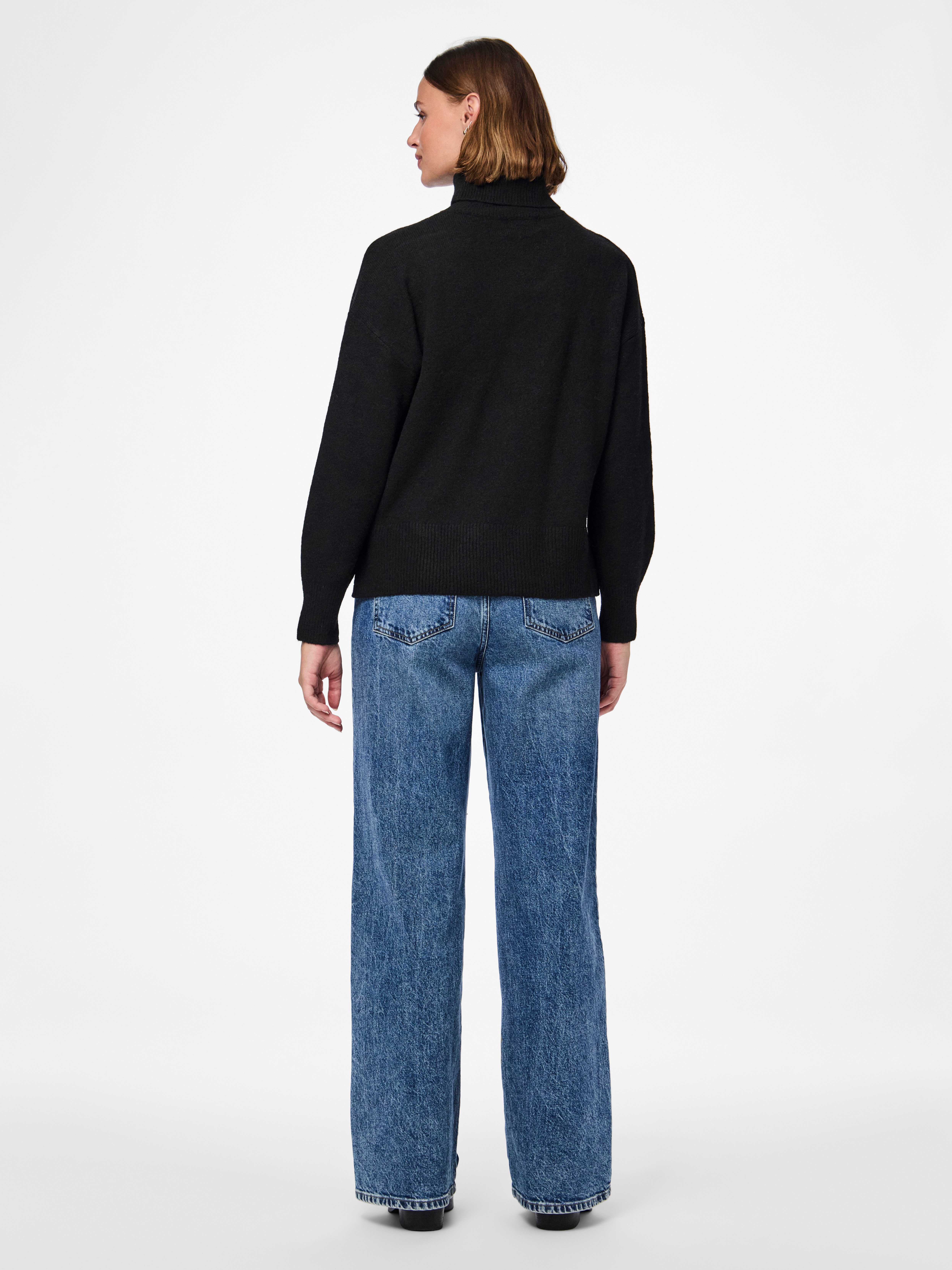 pieces Coltrui PCMALOU LS ROLLNECK KNIT NOOS BC