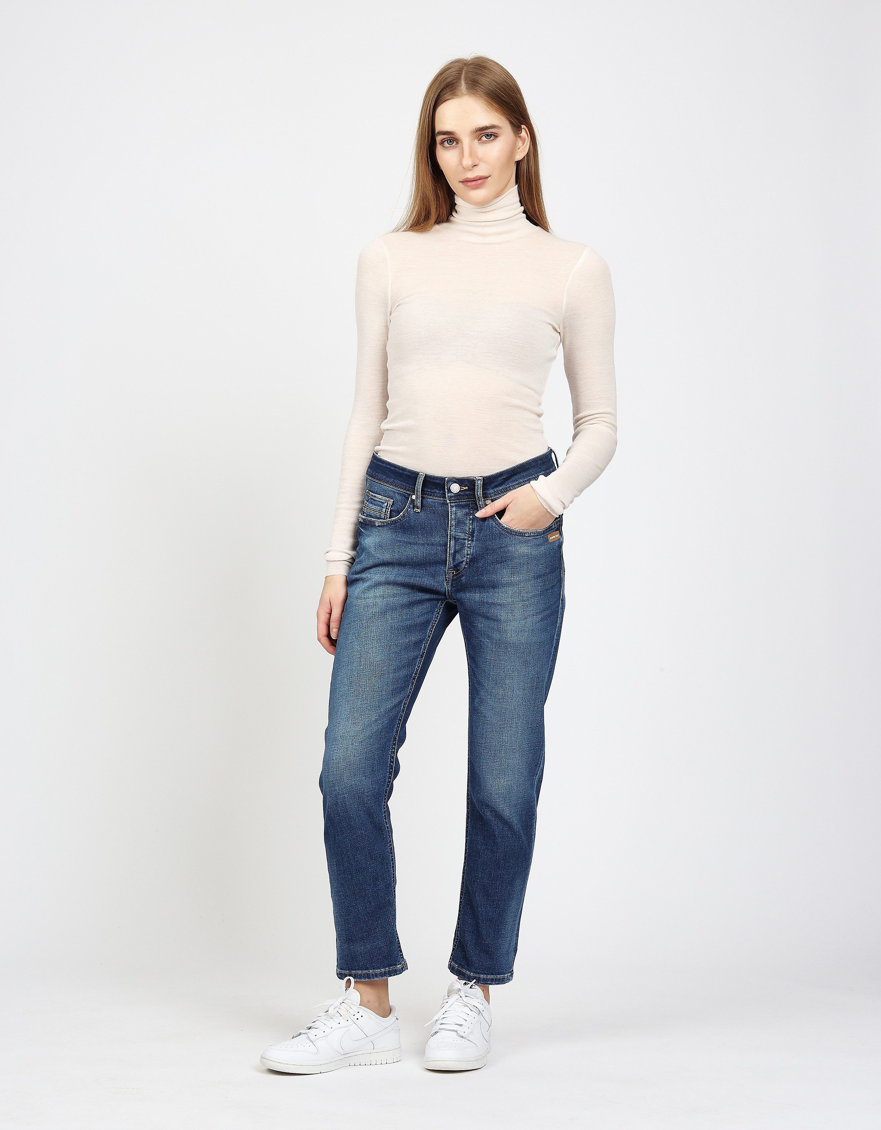 GANG Boyfriendjeans 94NICA CROPPED met rechte en verkorte broekspijpen