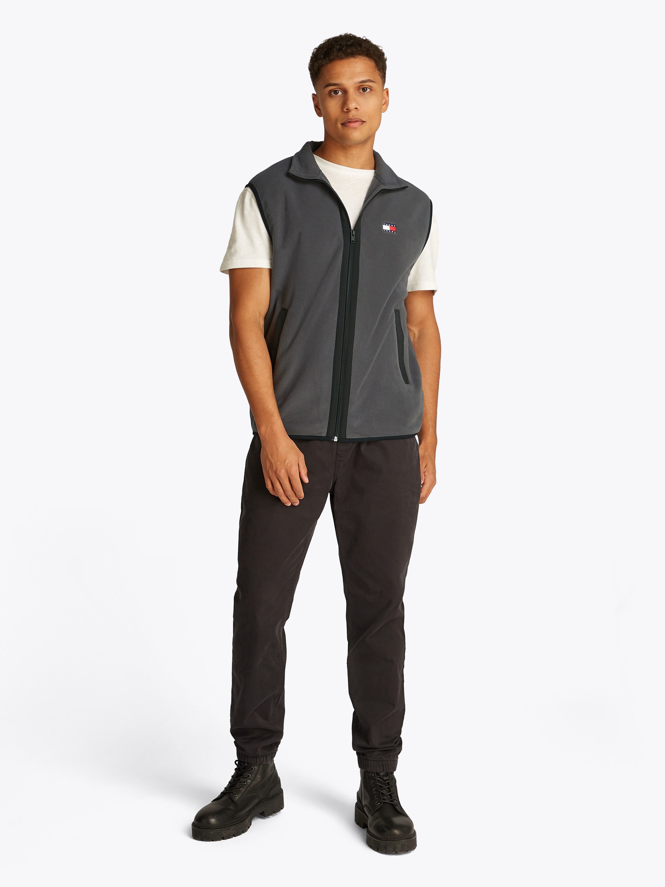 Tommy Jeans Plus Mouwloos fleecevest TJM POLAR FLEECE VEST EXT Grote maten, met contrasterende details