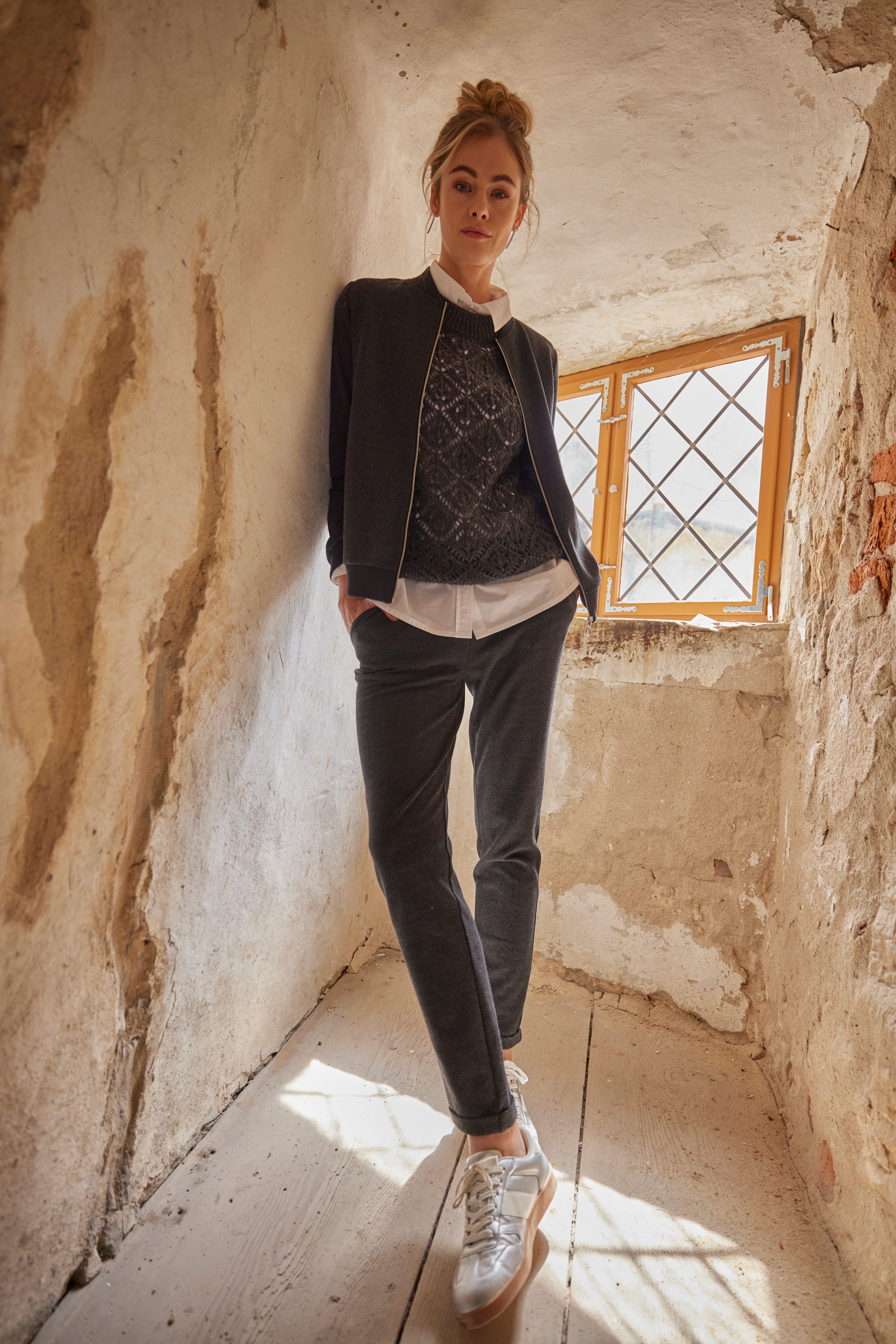 Aniston CASUAL Lange blouse met korte zijsplitten