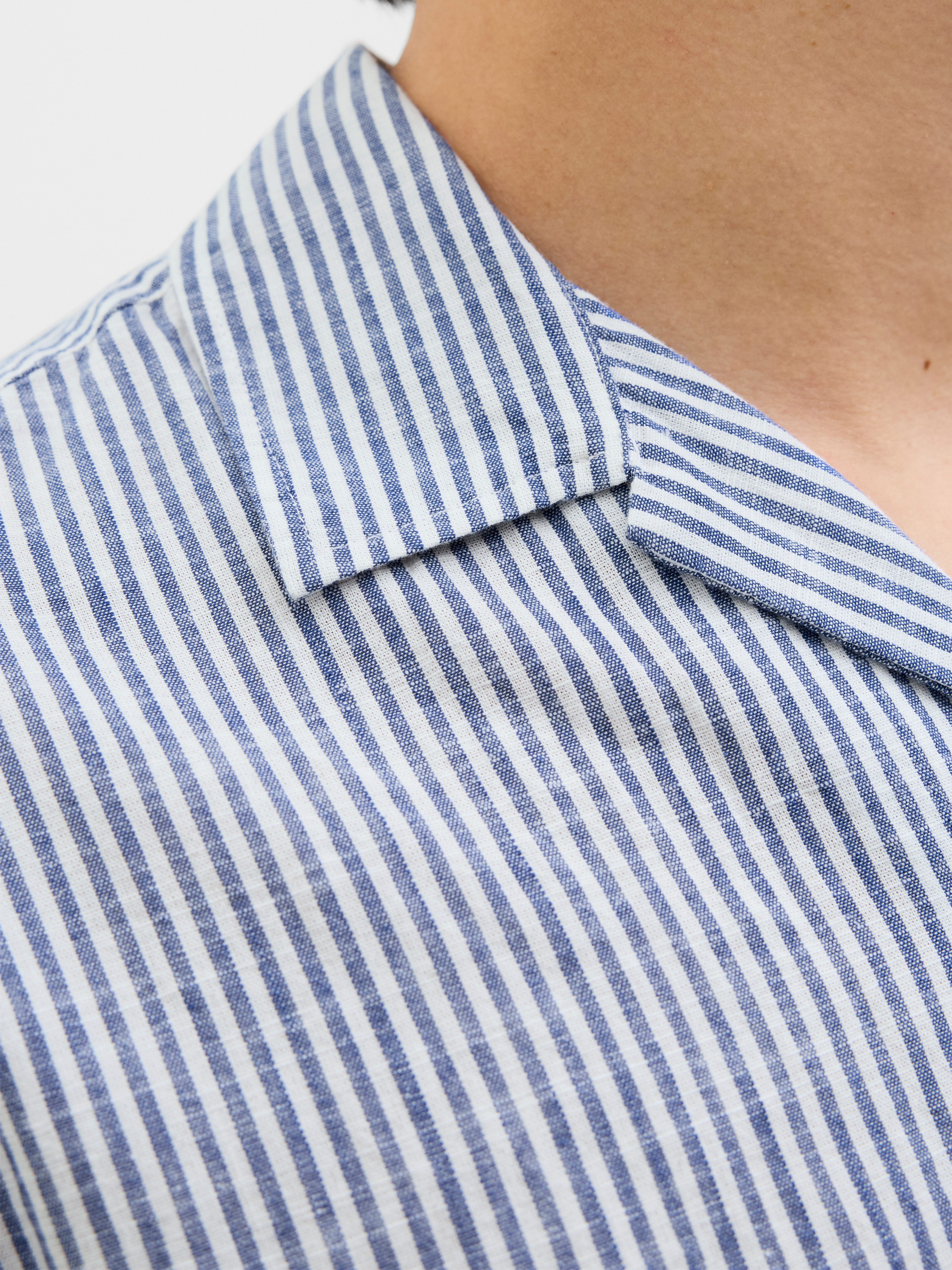 Jack & Jones Overhemd met korte mouwen JJESUMMER RESORT SHIRT SS SN