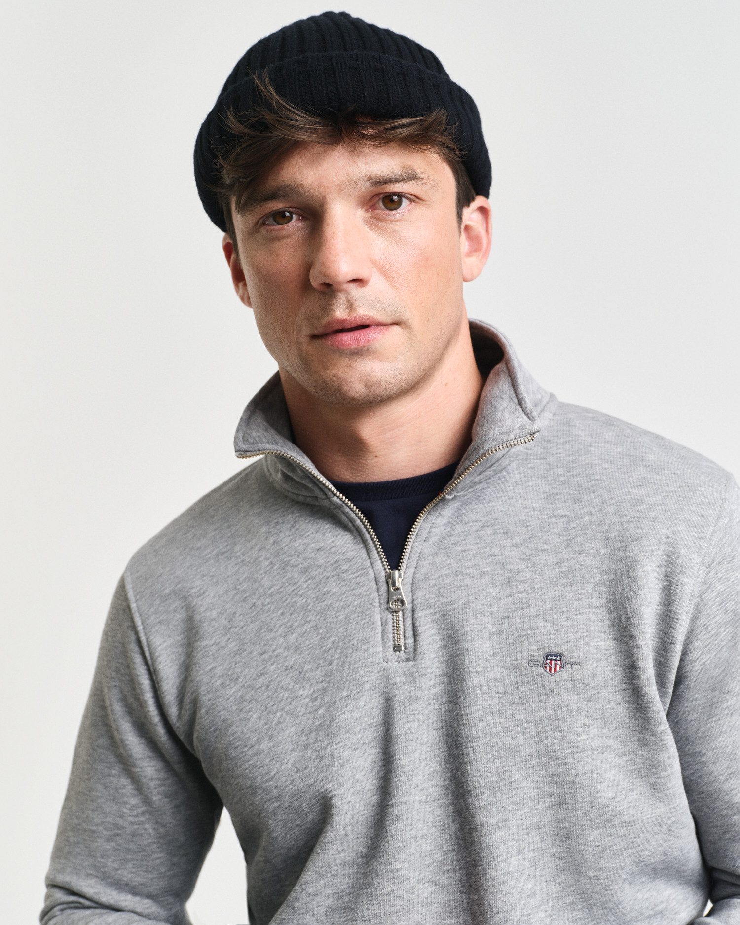 Gant Sweatshirt REG SHIELD HALF ZIP SWEAT met logoborduursel op borsthoogte