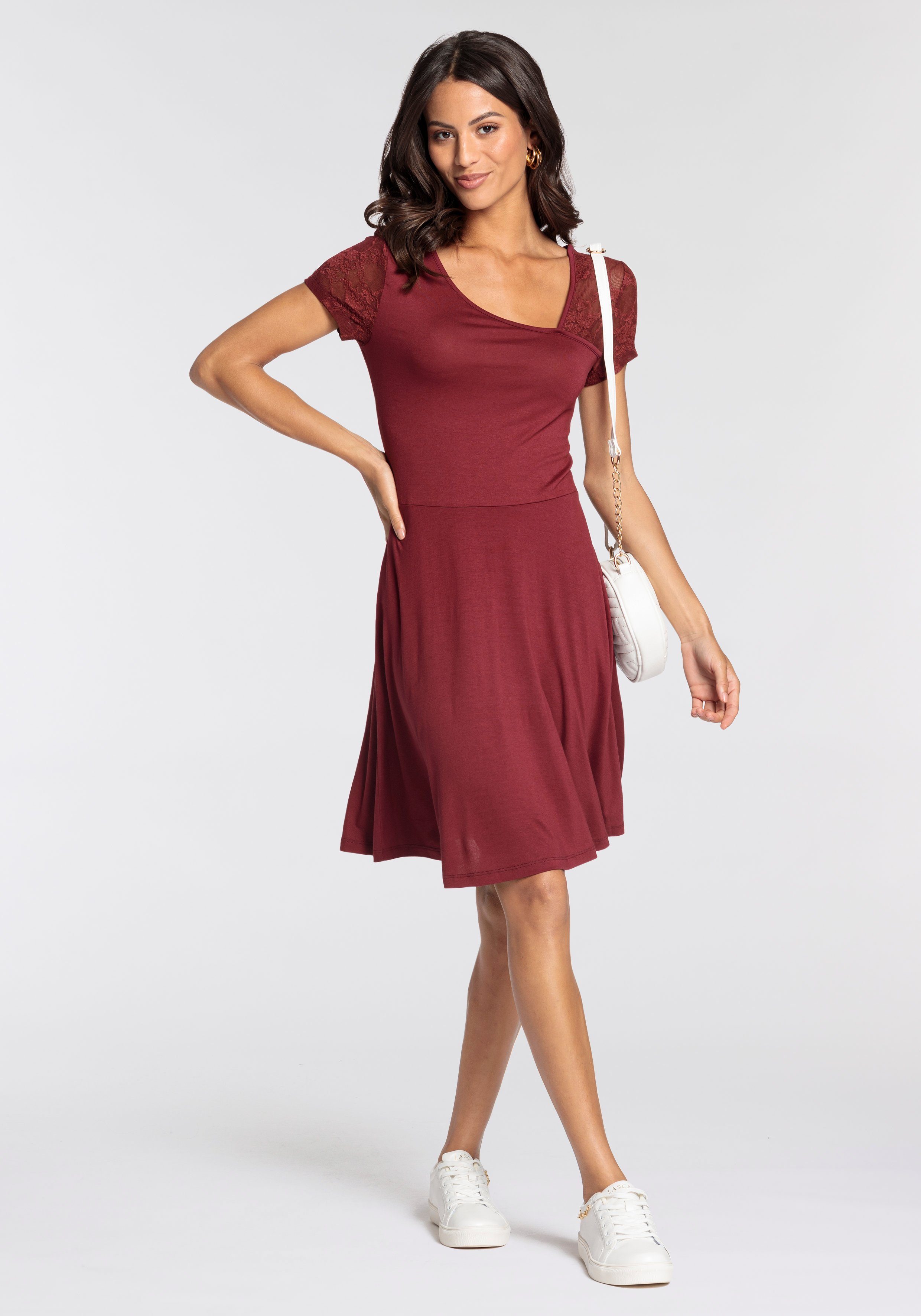Melrose Jerseyjurk met een kanten inzet - nieuwe collectie