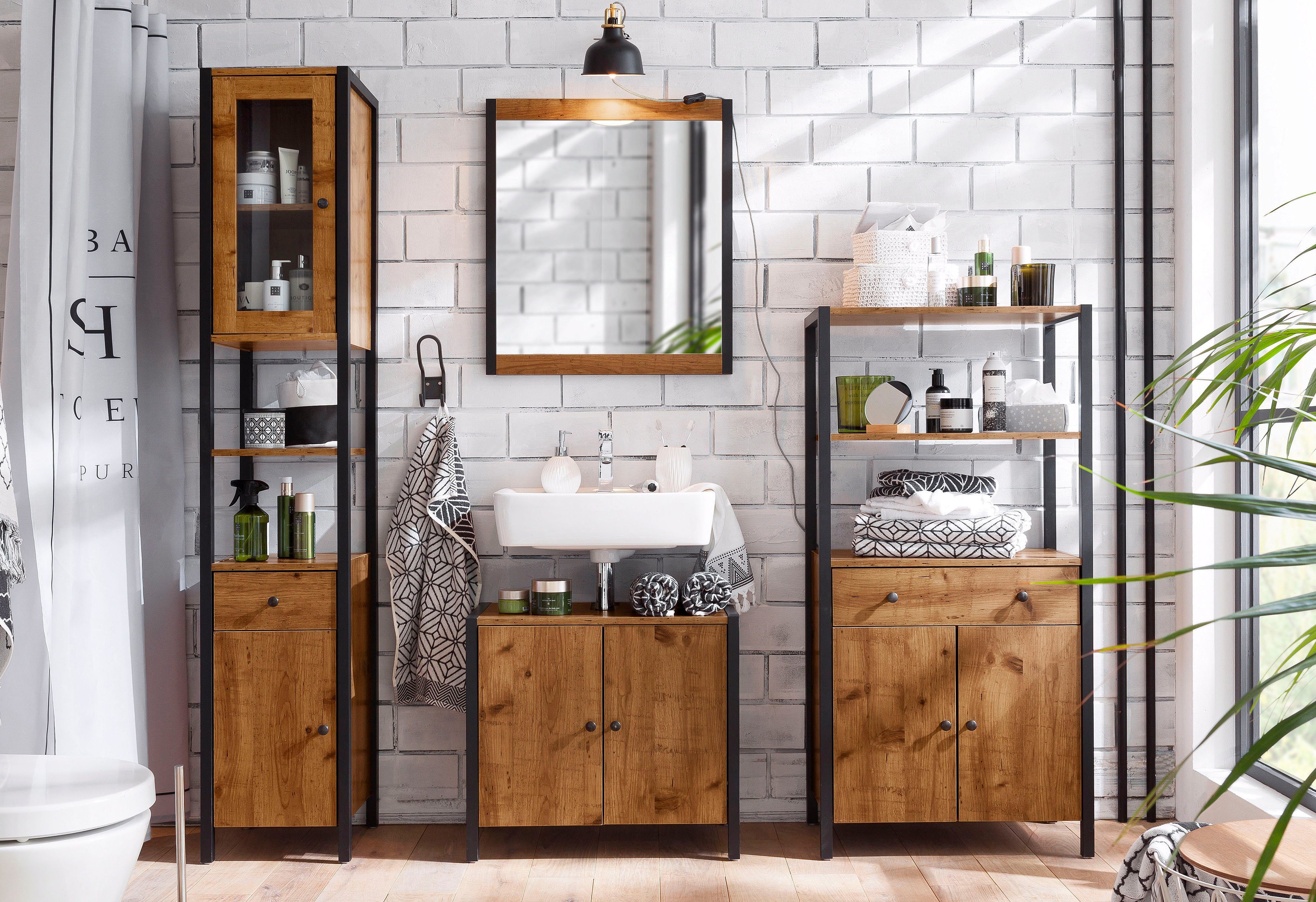 Home affaire Hoge kast Chris