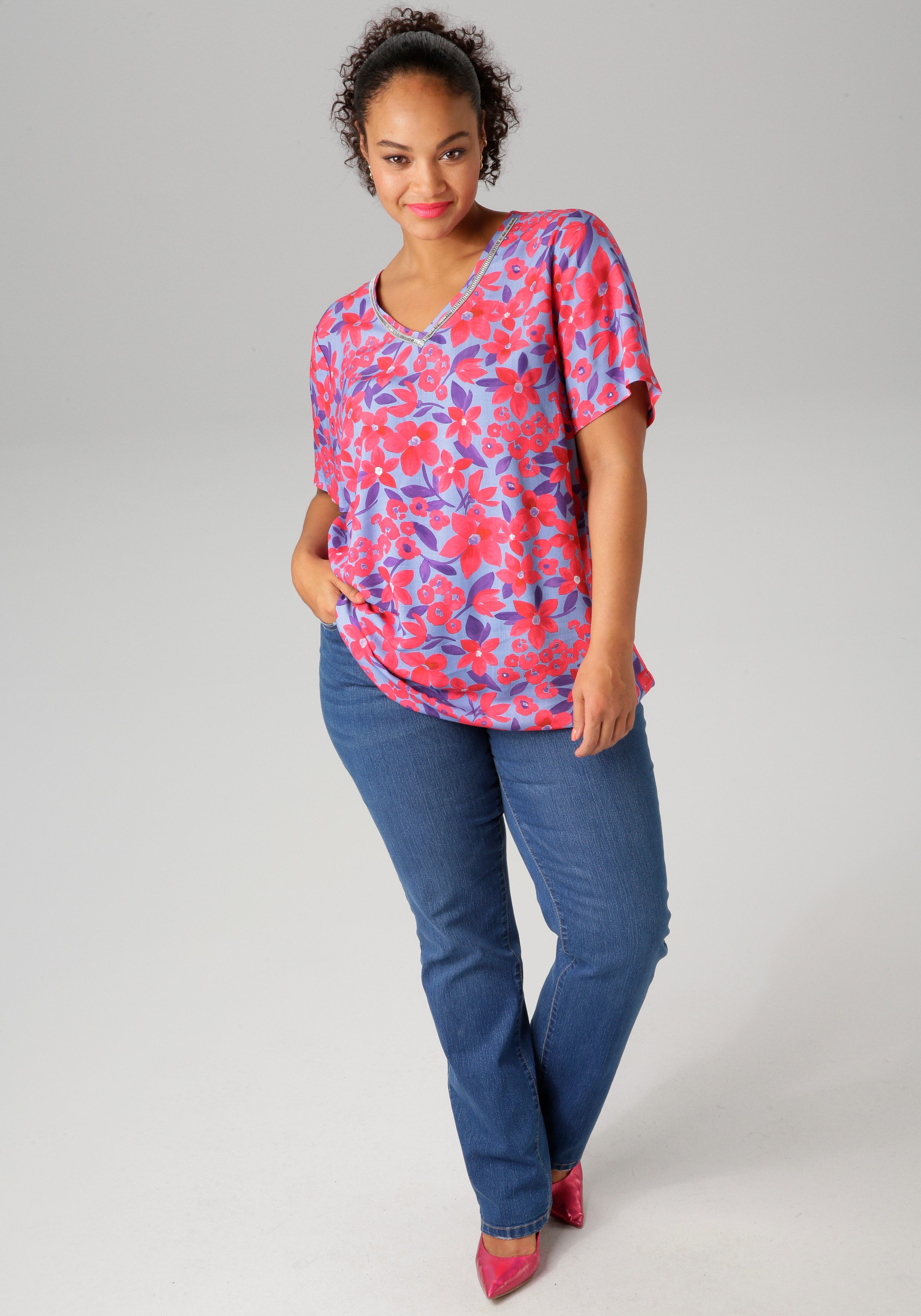 Aniston PLUS Shirtblouse met glinsterende sierbanden aan de v-halslijn - nieuwe collectie