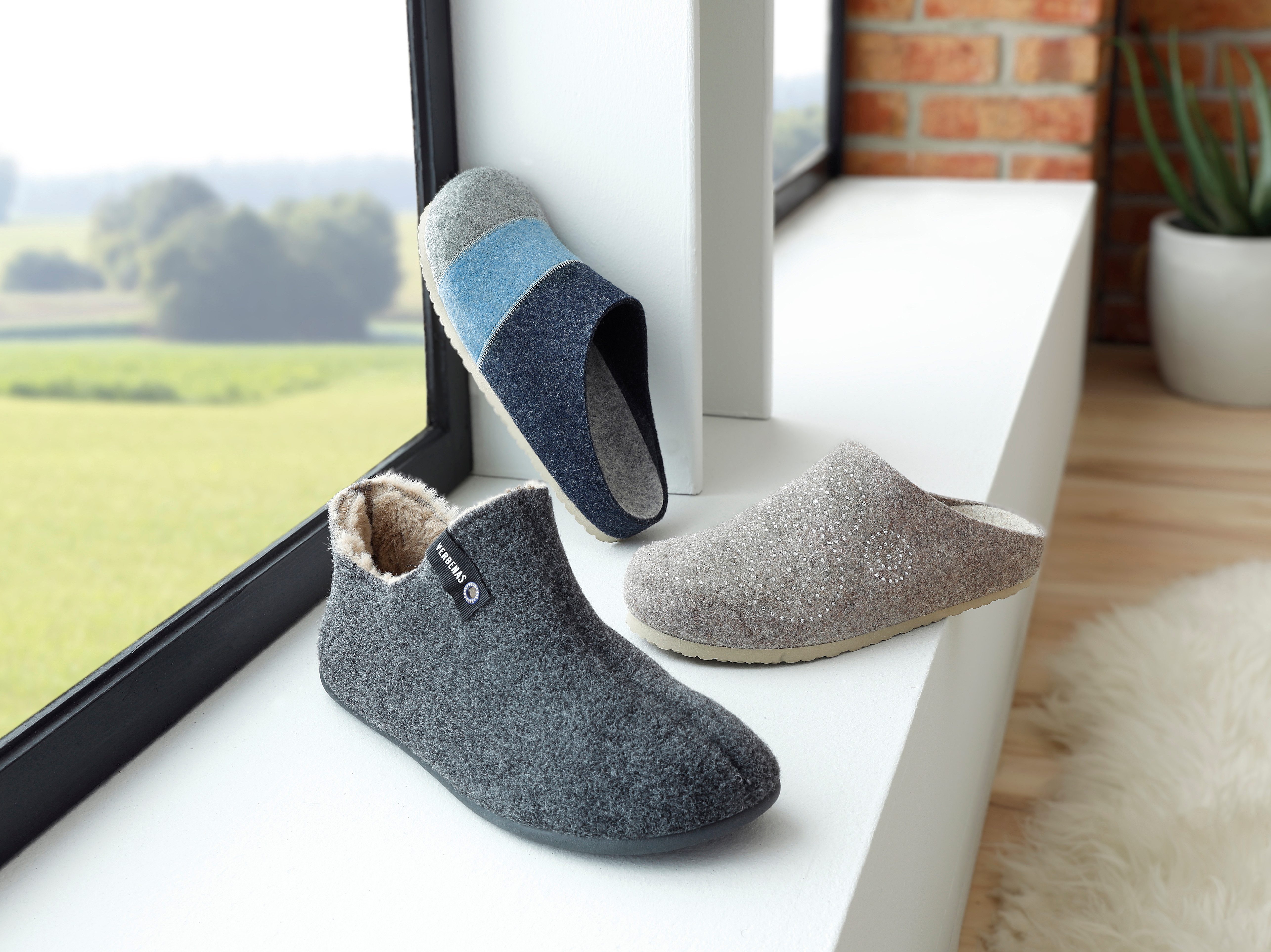 Aniston SHOES Clogs Panal pantoffel, homeslipper in patchwork-uitstraling