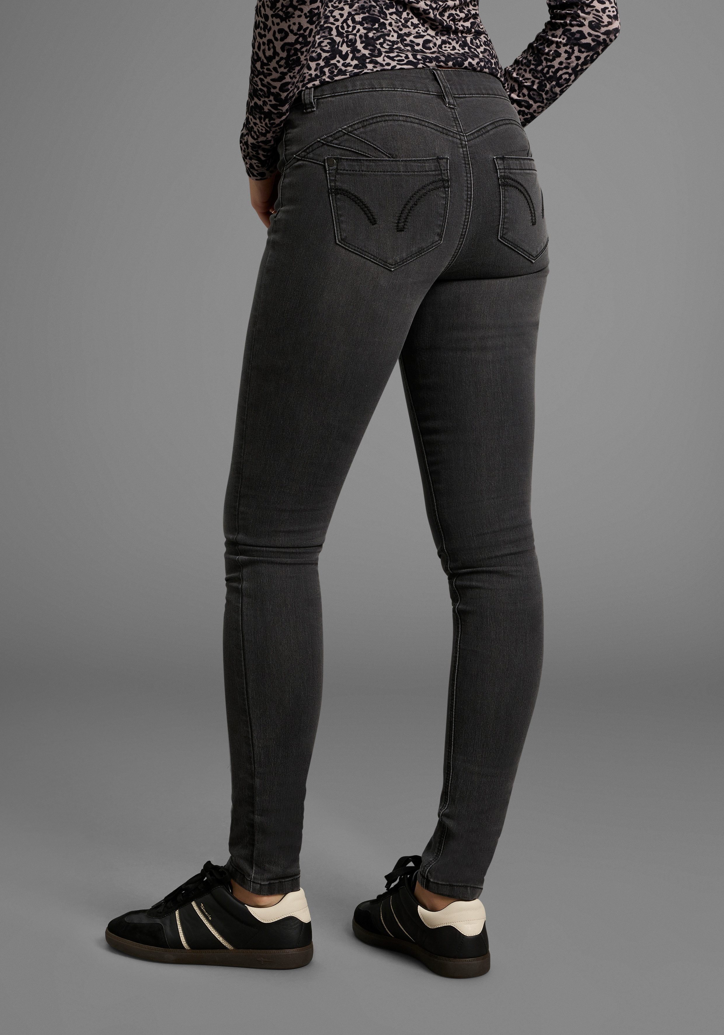 Arizona Skinny fit jeans Shaping skinny pasvorm, normale taille, in stretchkwaliteit, used-look