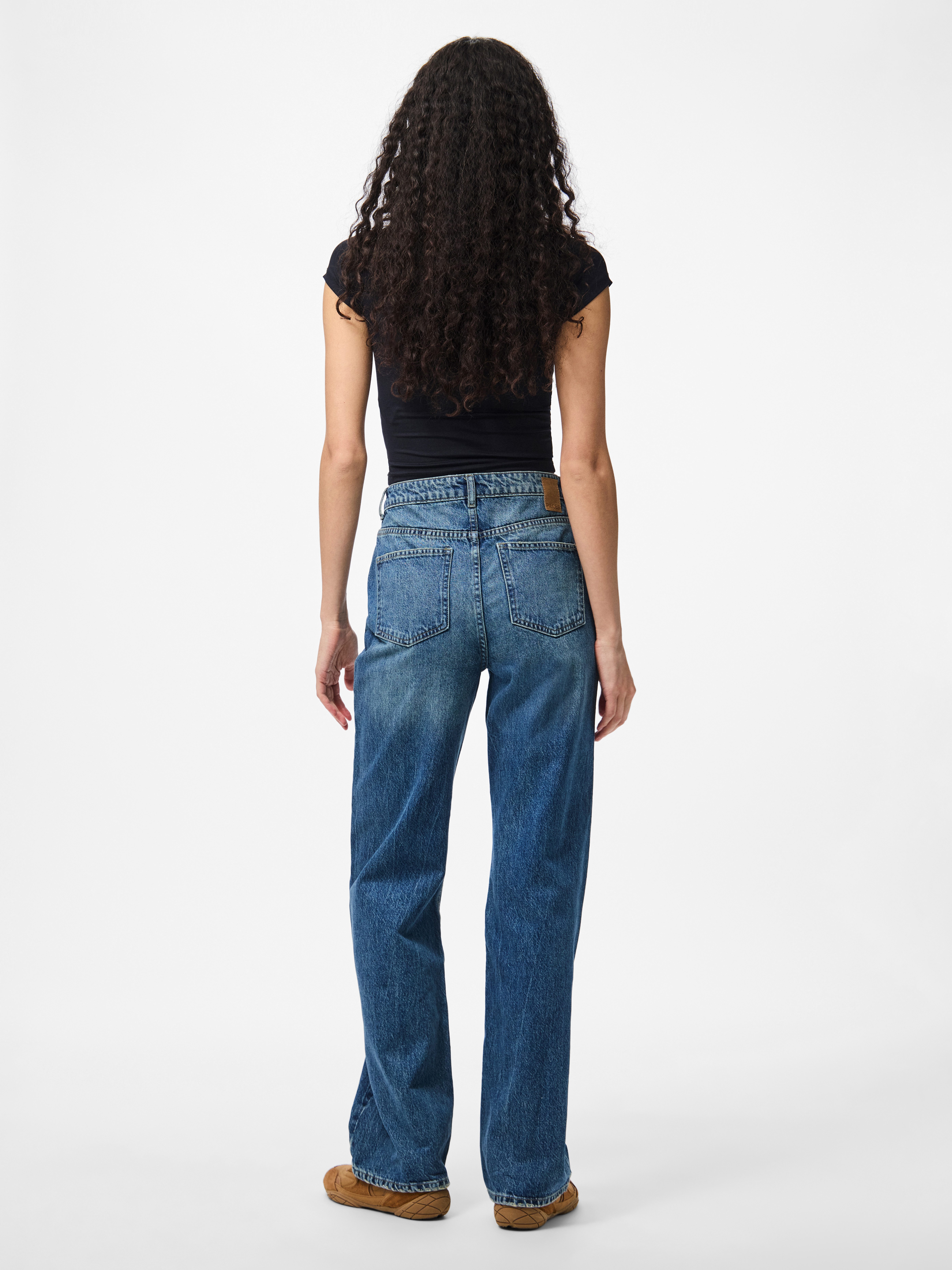 pieces High-waist jeans PCKATE HW STRAIGHT JEANS MB NOOS BC