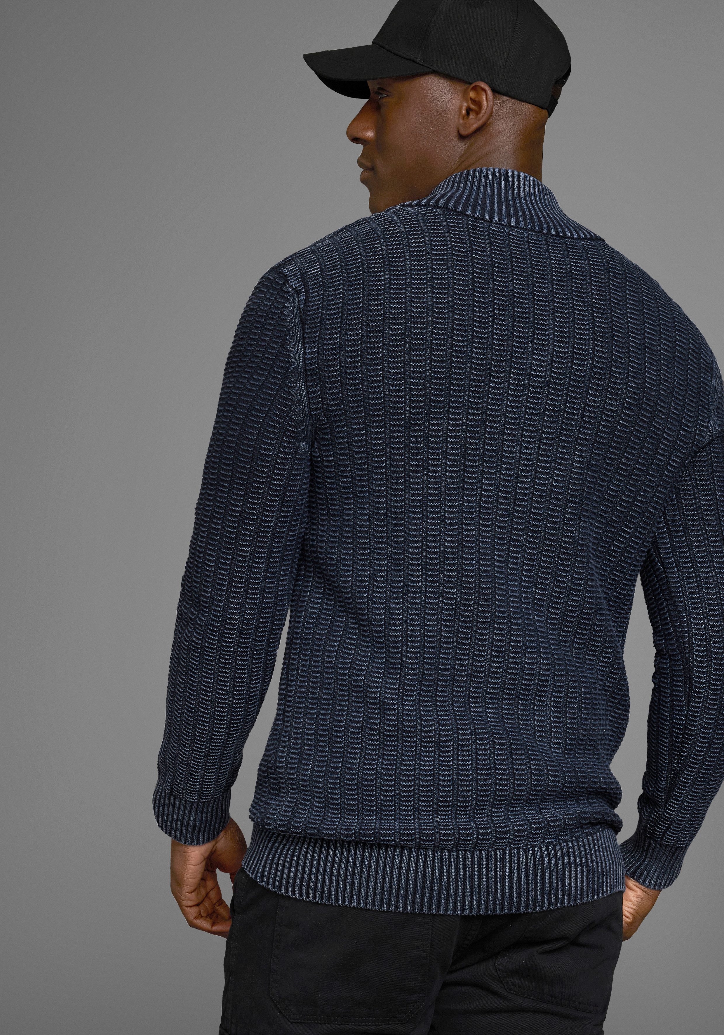 Man's World Schipperstrui Tot maat 5 XL met badge op de mouw