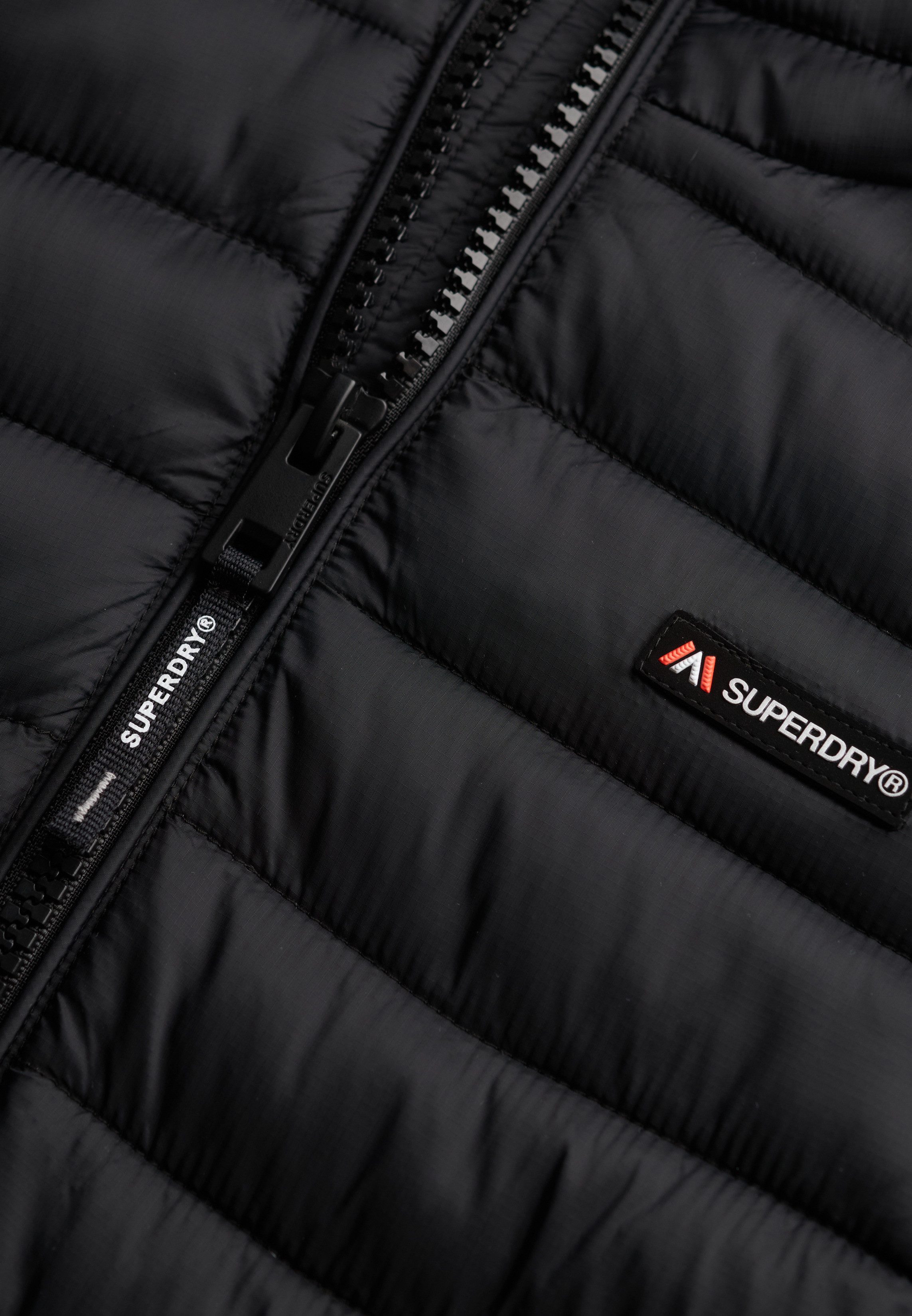 Superdry Gewatteerde jas HOODED FUJI LITE PADDED JACKET