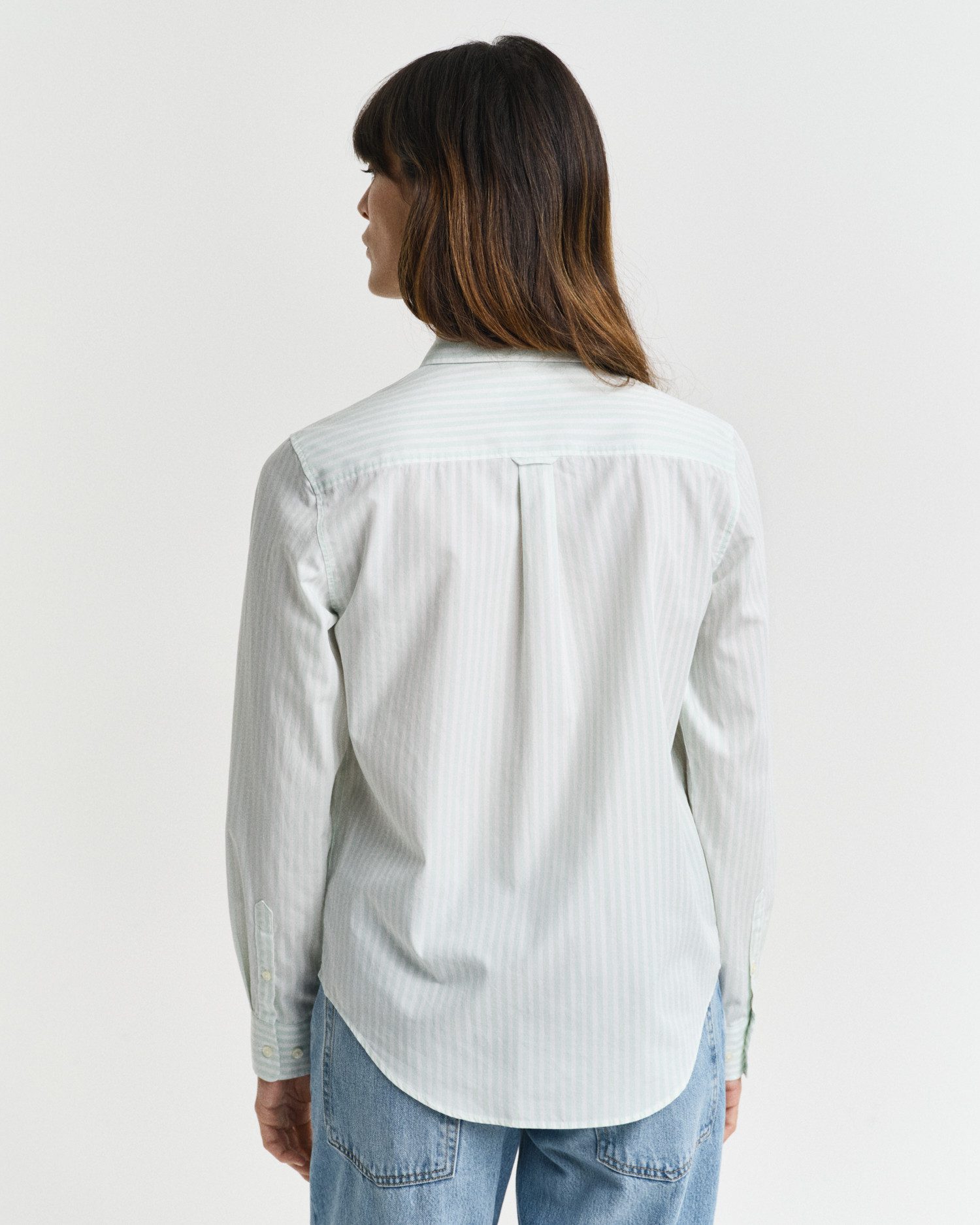 Gant Overhemdblouse REG POPLIN STRIPED SHIRT met een klein geborduurd logo op de borst