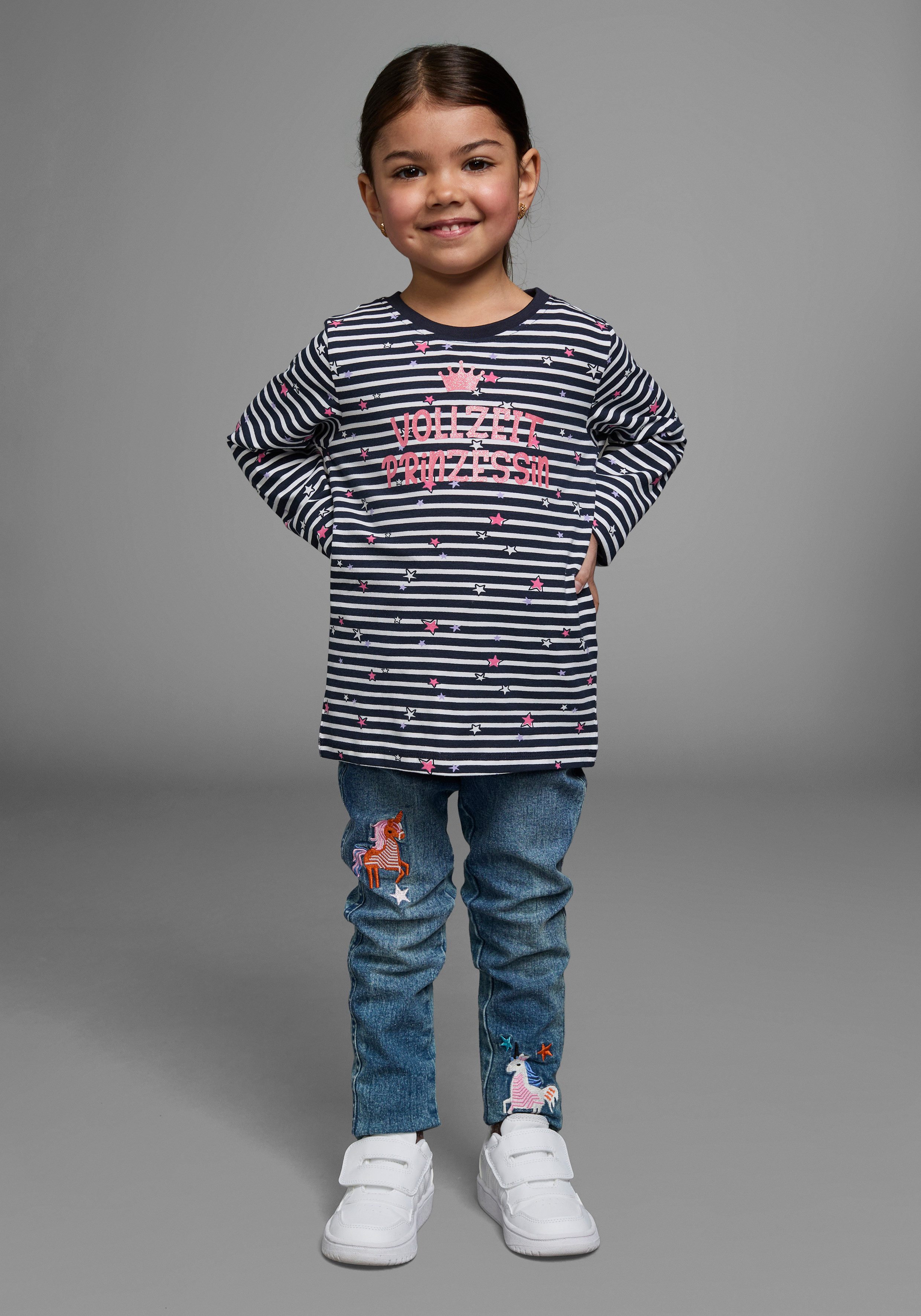 KIDSWORLD Shirt met lange mouwen Voltijds prinses Lange mouwen, basic pasvorm, met sterpatroon, ronde hals