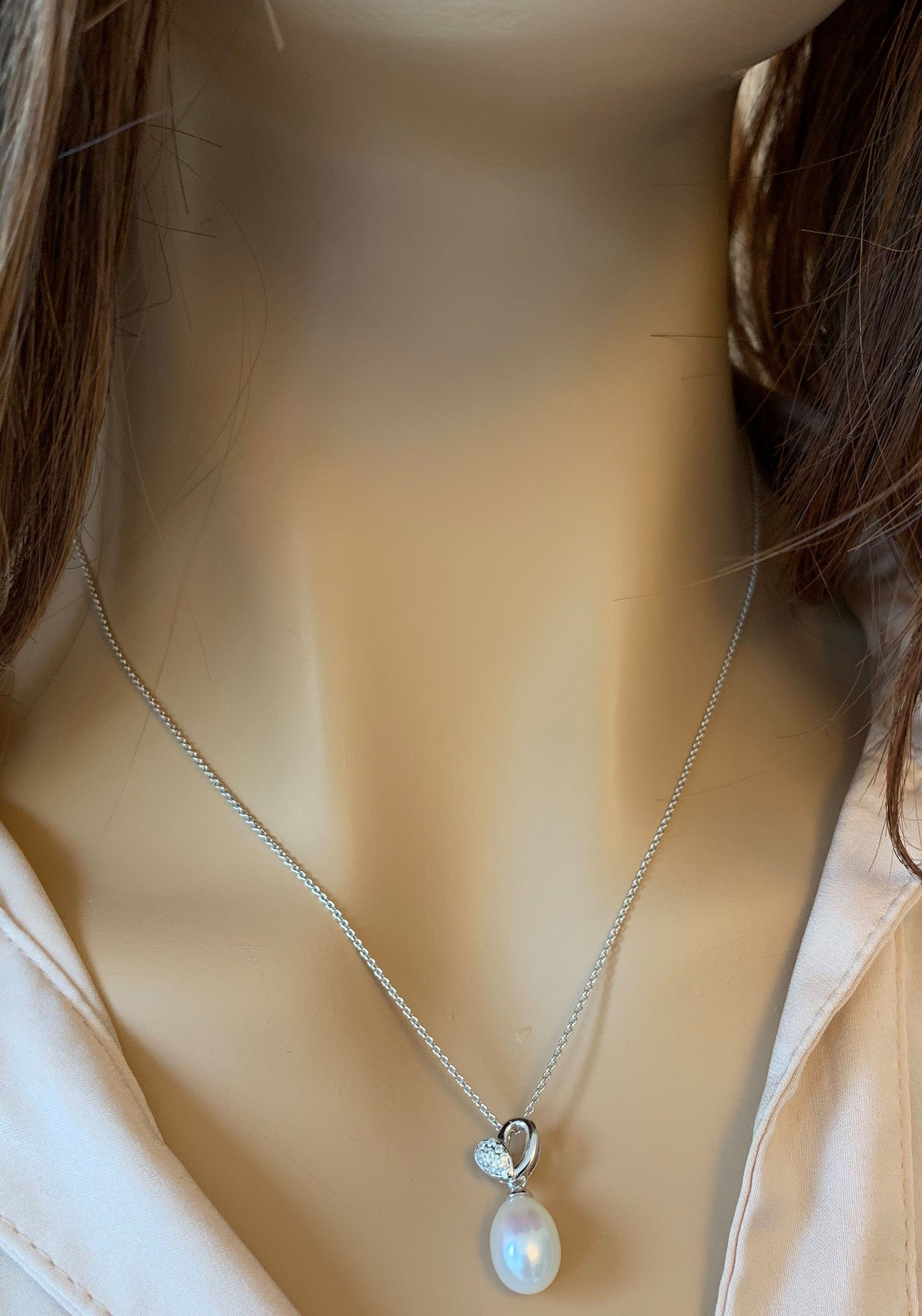 Adriana Ketting met hanger Hart, R177 met zirkoontjes en zoetwater-cultivéparel, made in germany